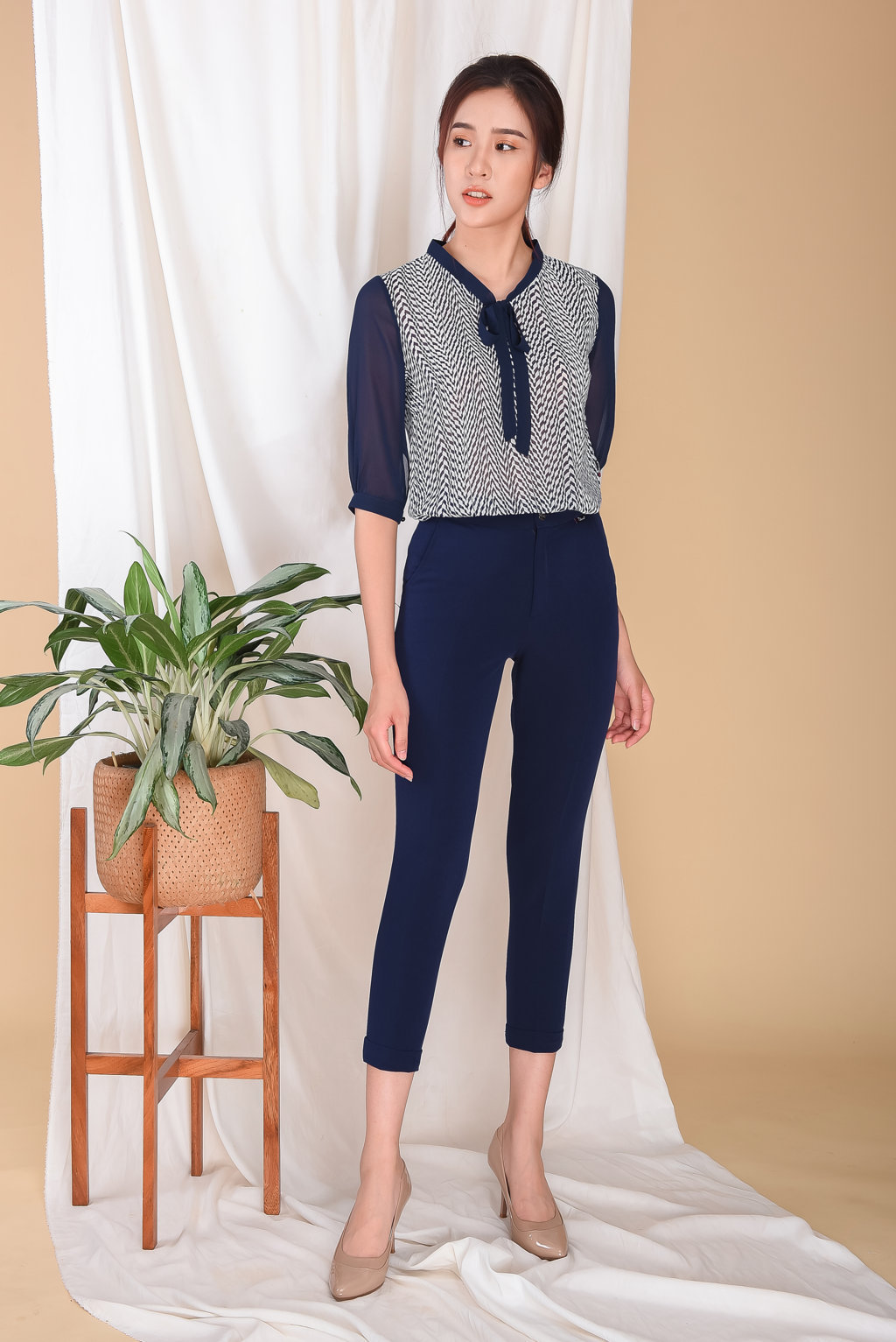 Quần côn lơ vê gấu - Xanh navy - L