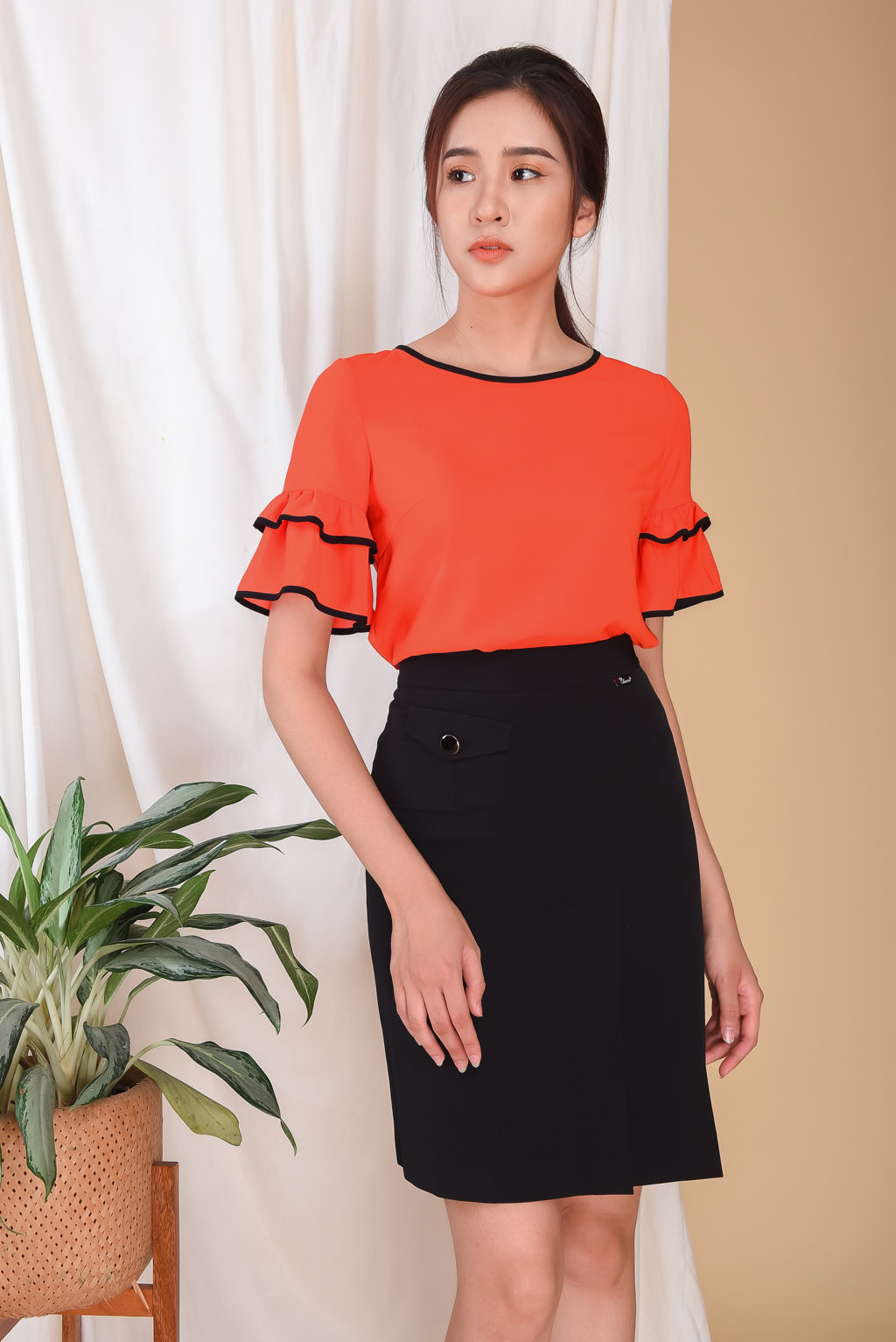 Sơ mi viền cổ, cửa tay - Cam - L