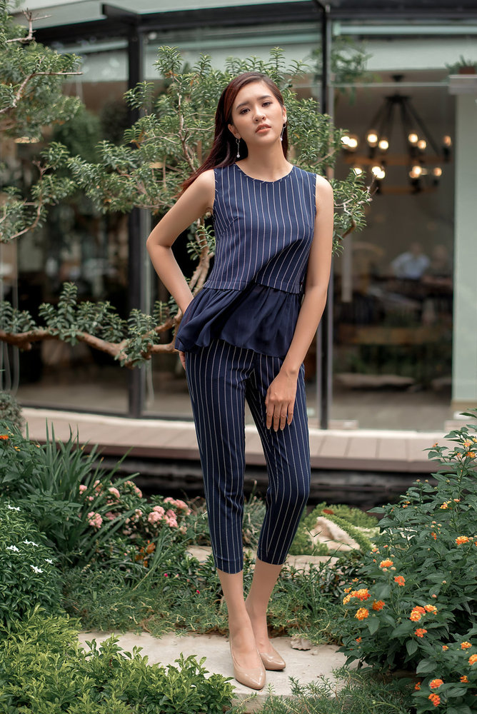 Quần baggy xanh kẻ trắng - Xanh navy - M