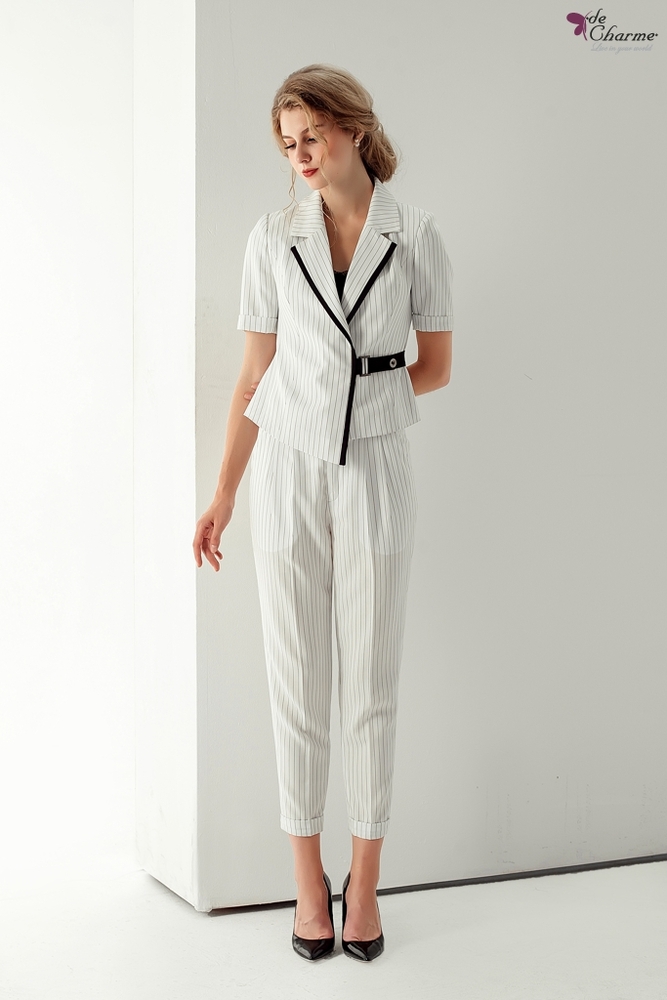 Quần baggy lé miệng túi - Kẻ sọc - M