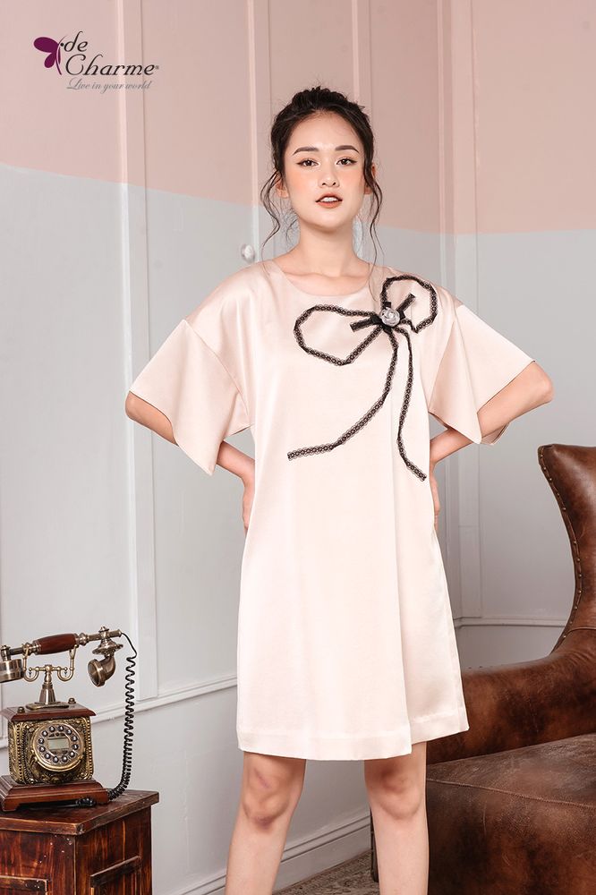 Đầm trang trí nơ ren - Be - L