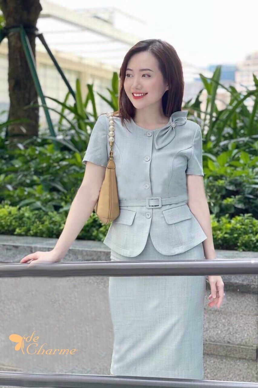 Vest ngắn tay cổ nơ - Xanh lá cây - S
