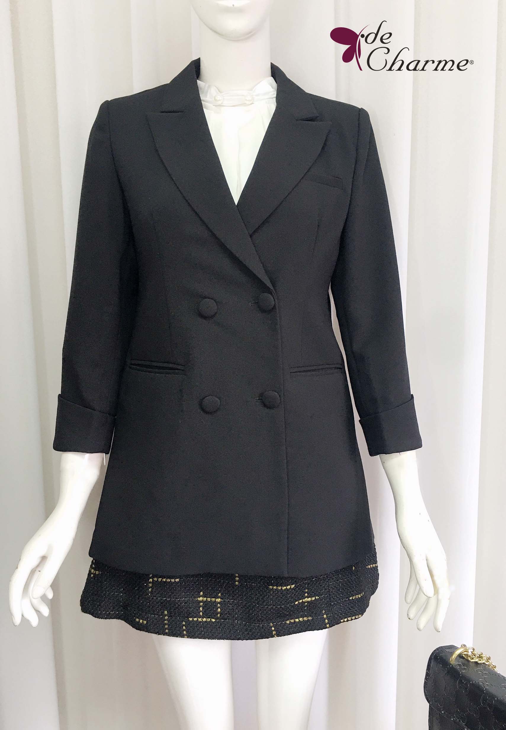 Blazer tay lửng lơ vê gấu - Đen - M