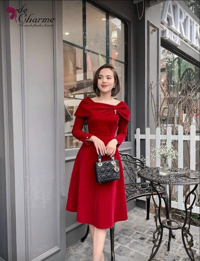 Đầm nhung cổ bẻ nơ tay đính trai - Đỏ - M