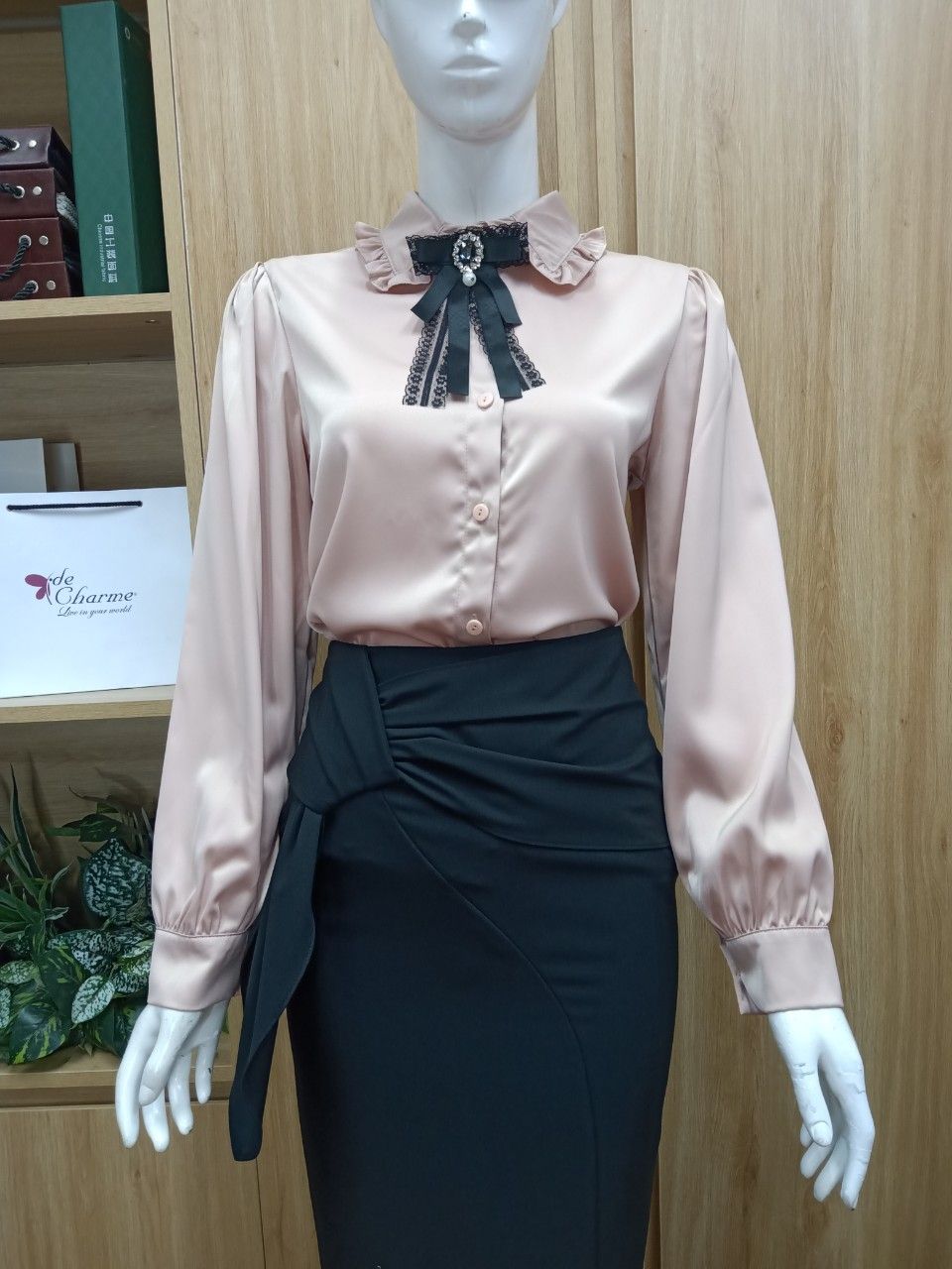 Sơ mi lụa cổ béo cài nơ - Hồng - Free size