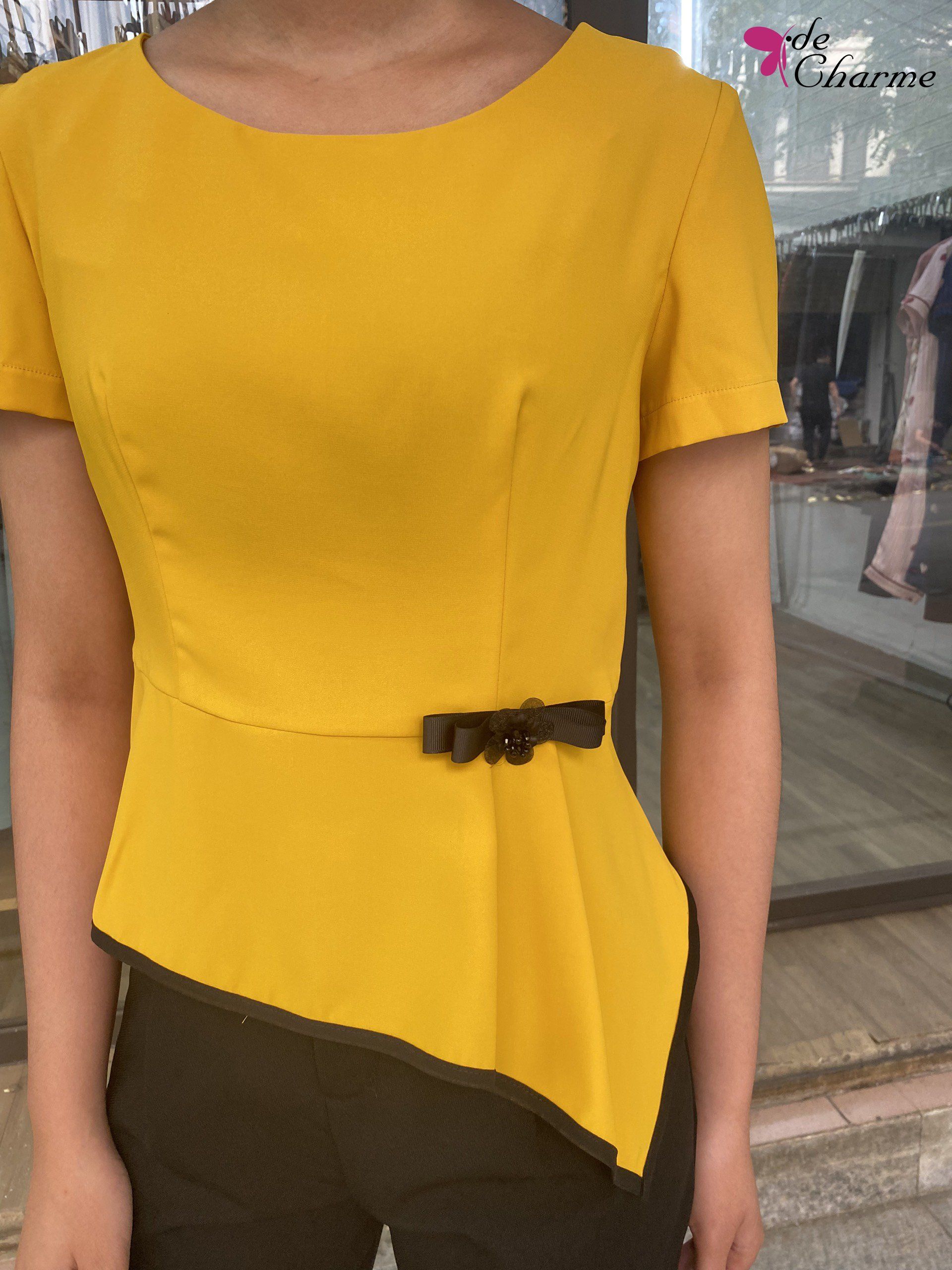 Sơ mi peplum vạt lượn - Vàng - S