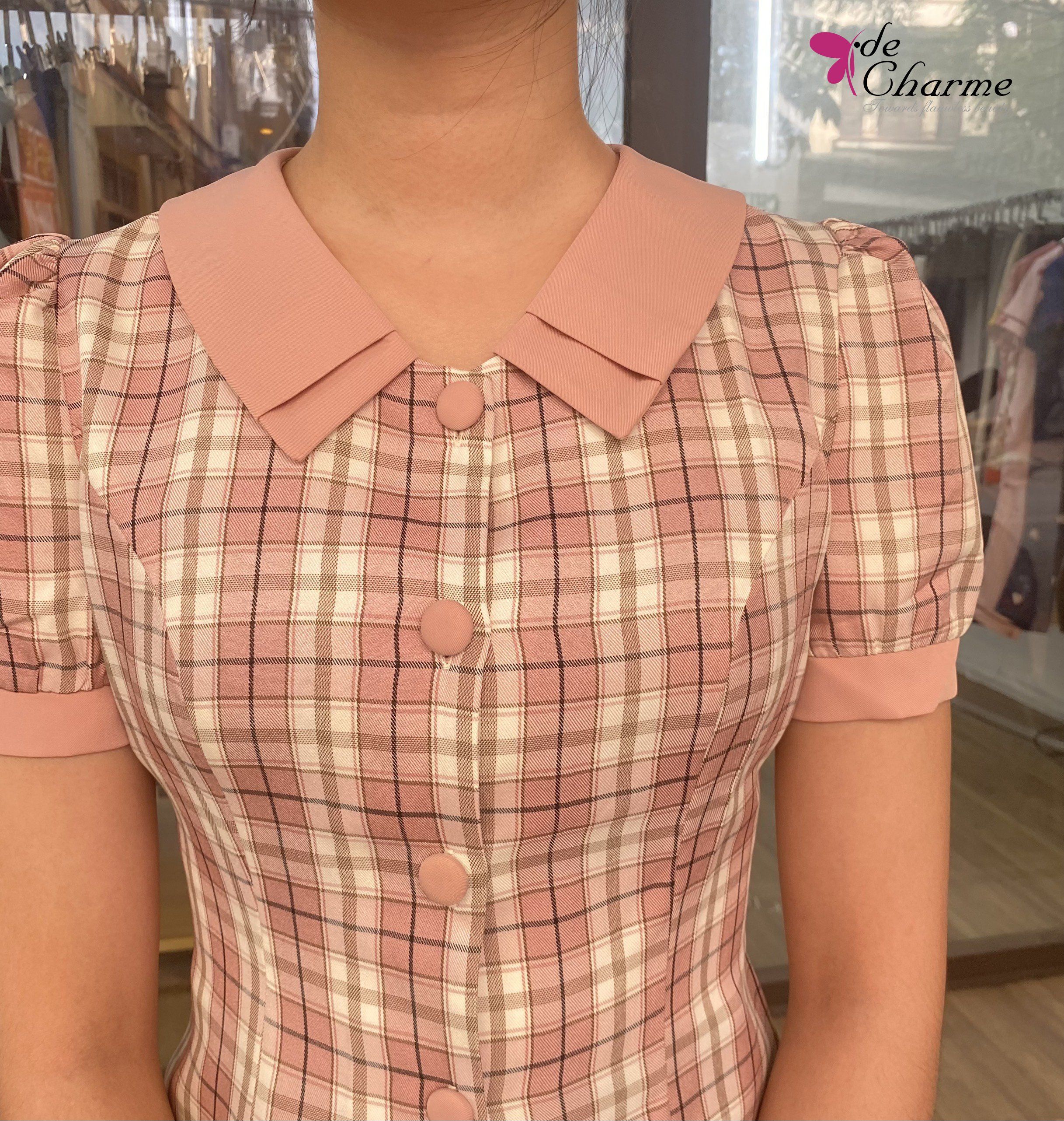 Sơ mi kẻ croptop cổ sen phối - Hồng - L