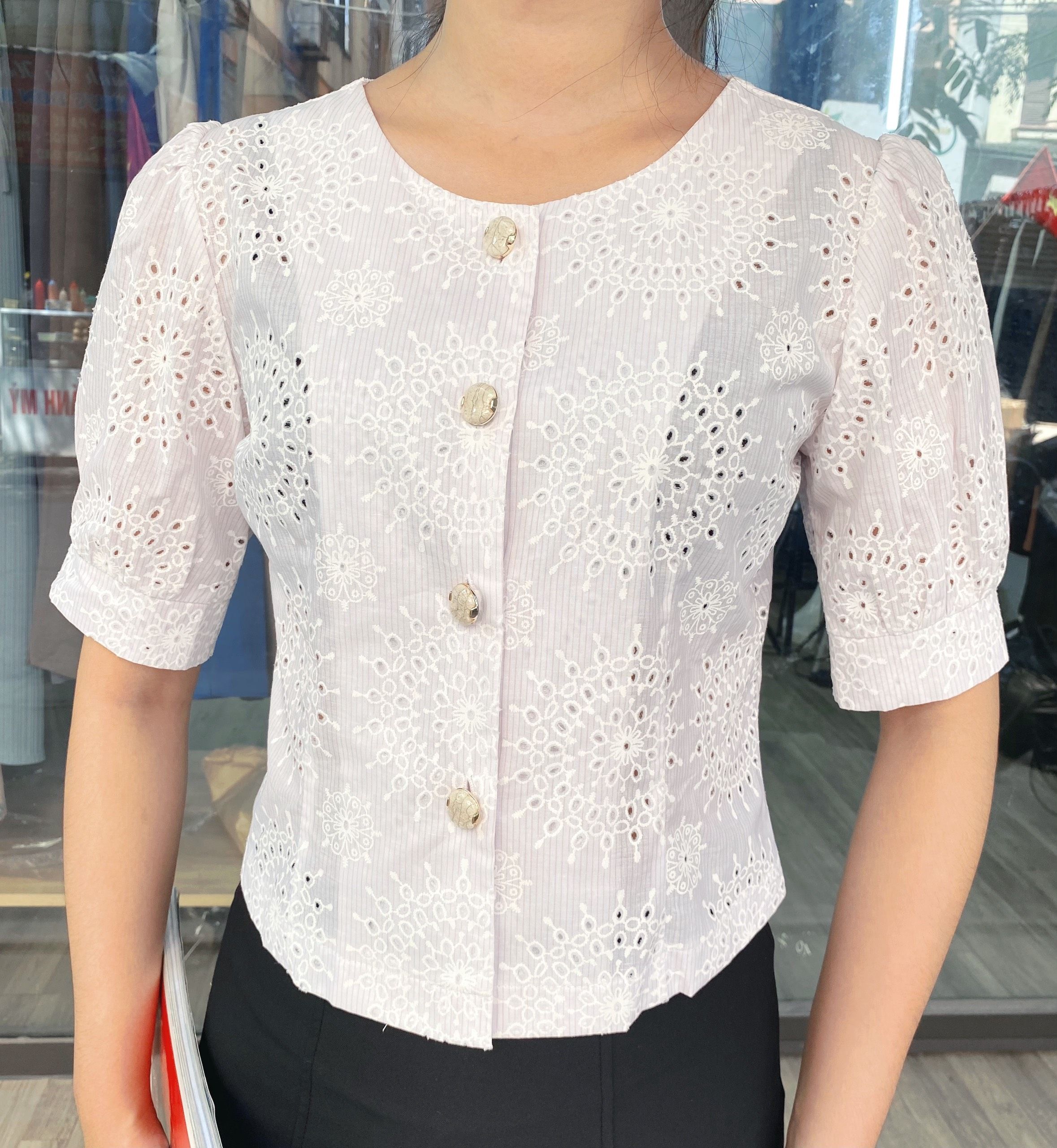 Sơ mi croptop tay bồng chiết ly eo - Trắng - L