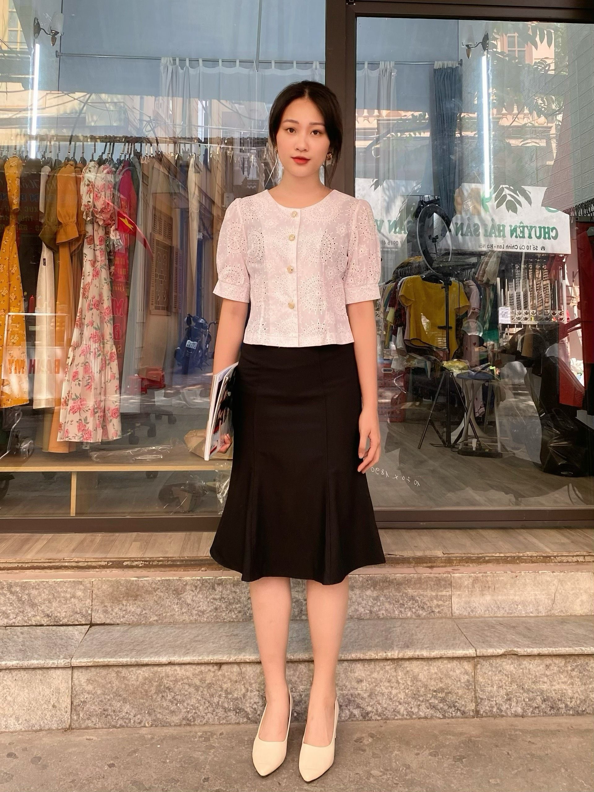 Sơ mi croptop tay bồng chiết ly eo - Trắng - S