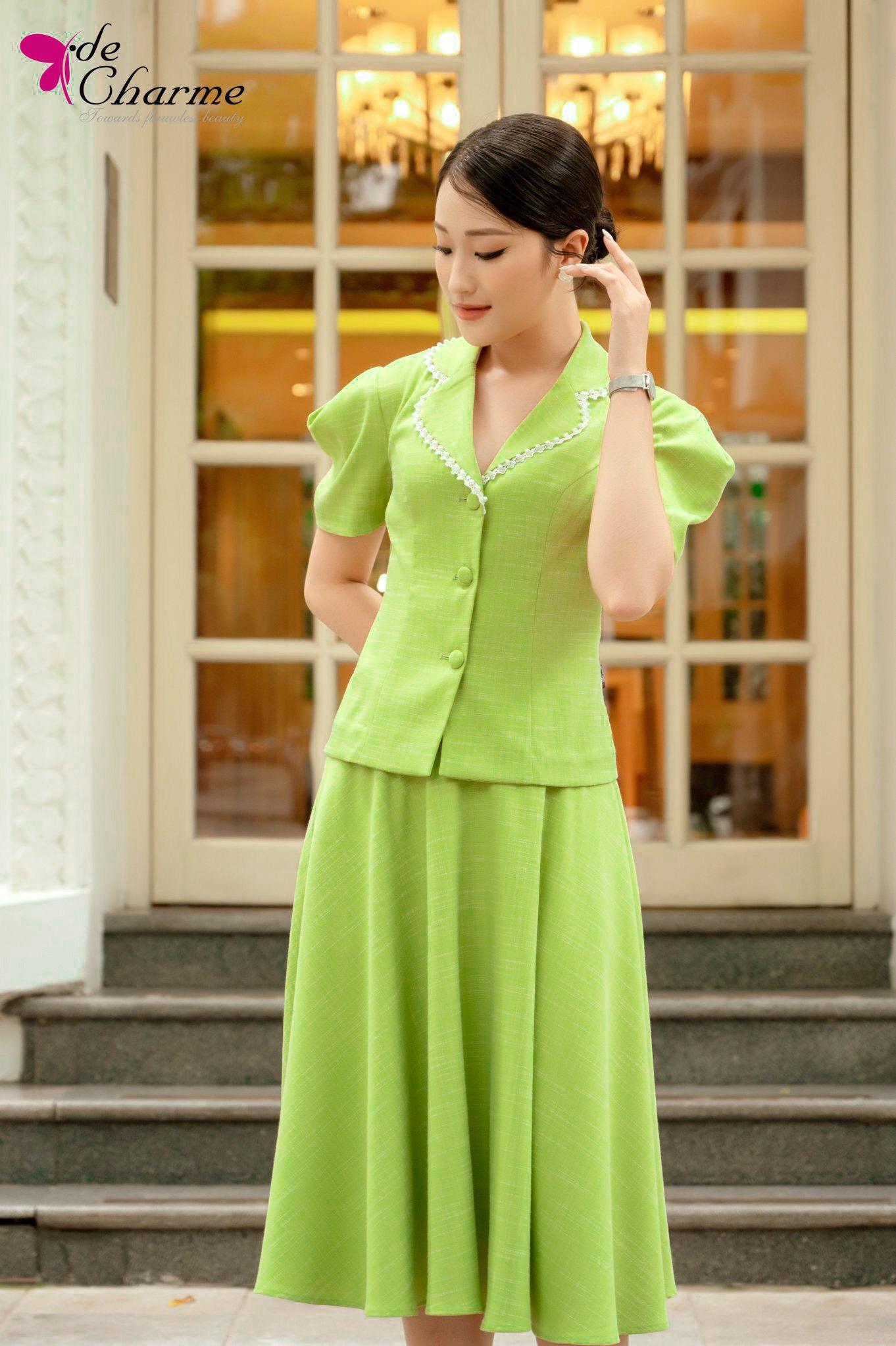 Vest tay xếp cổ mí ren - Xanh lá cây - L