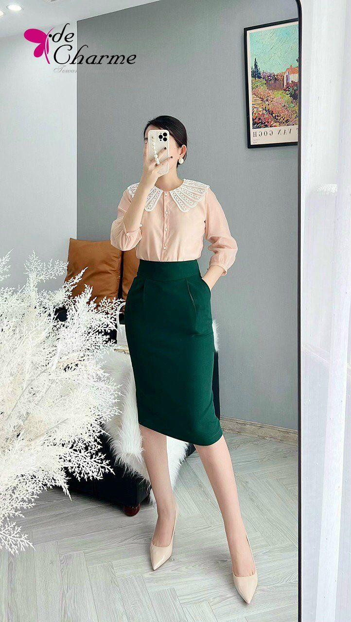 Chân váy bút chì cạp bổ V - Xanh lá cây - S