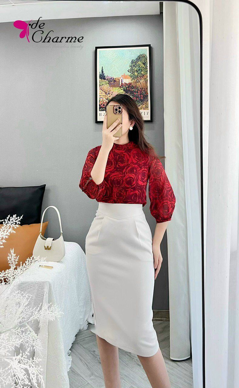 Chân váy bút chì cạp bổ V - Trắng - M