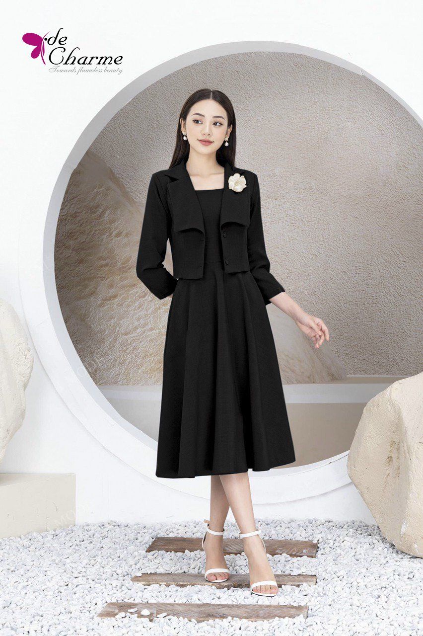 Set áo vest lửng + đầm xòe sát nách - Đen - M