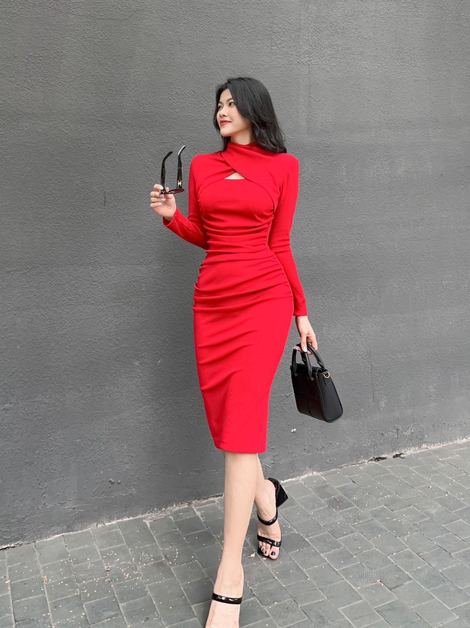 Đầm body cổ chéo nhún eo - Đỏ - XL