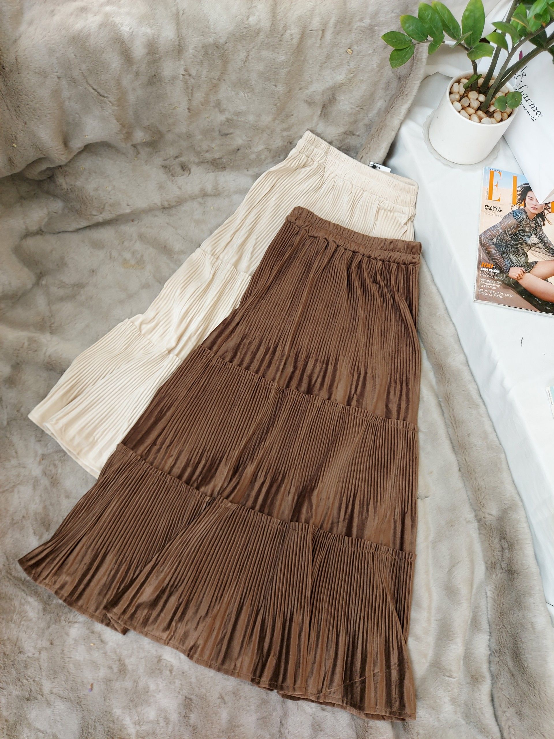 Chân váy nhung xòe 3 tầng - Nâu - Free size