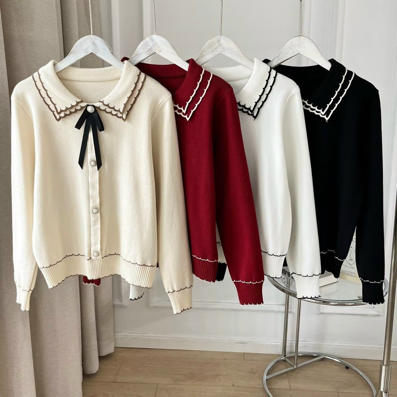 Áo len cổ 2 tâng lượn sóng - Be - Free size