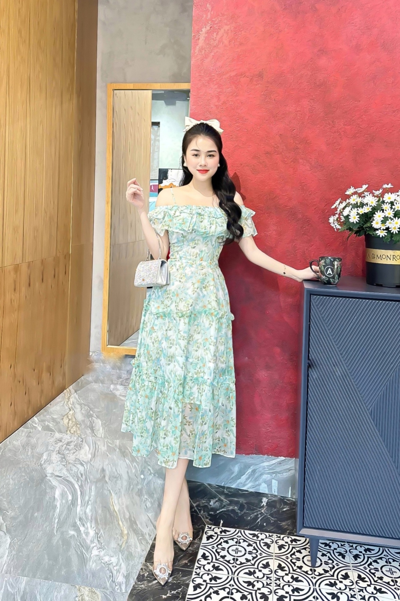 Đầm váy nữ maxi trễ vai đính hoa nhẹ nhàng, xinh xắn dành cho các nàng diện  đi chơi, đi biển siêu xinh | Shopee Việt Nam