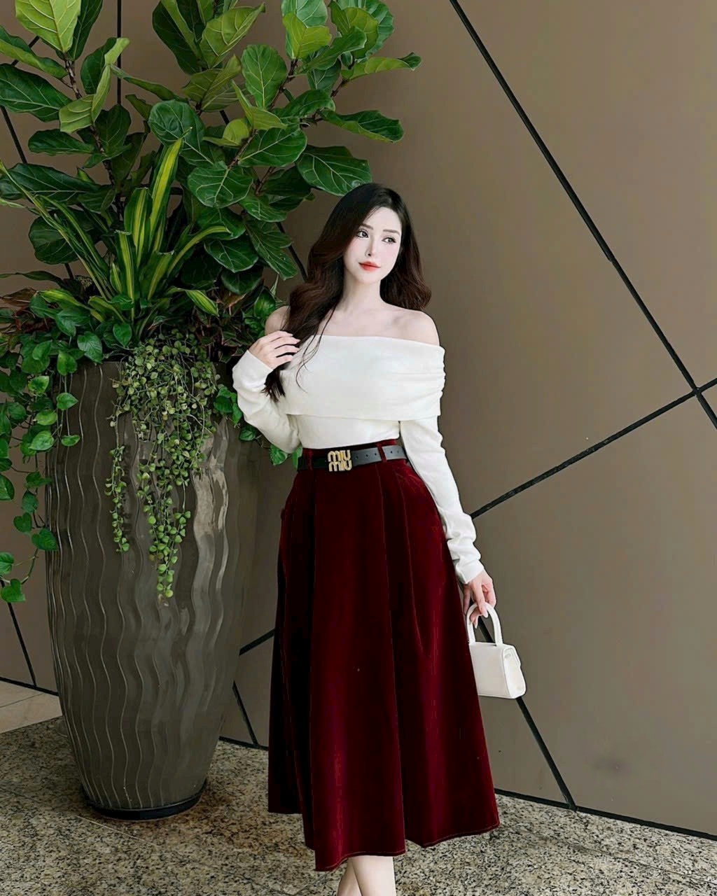 Váy nhung công sở nữ dáng xòe tay bồng thiết kế Chiffon - Chân váy |  ThờiTrangNữ.vn