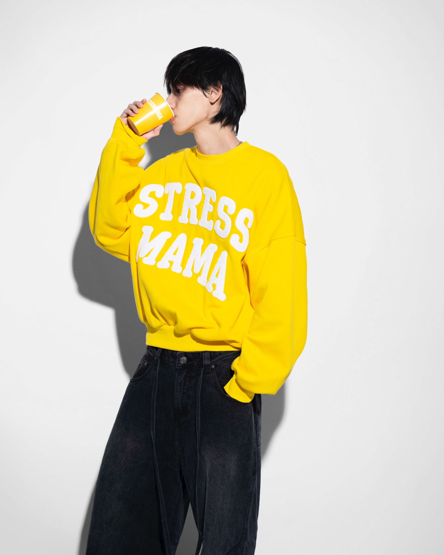 SSMA EMBROIDERY SWEATER - YELLOW