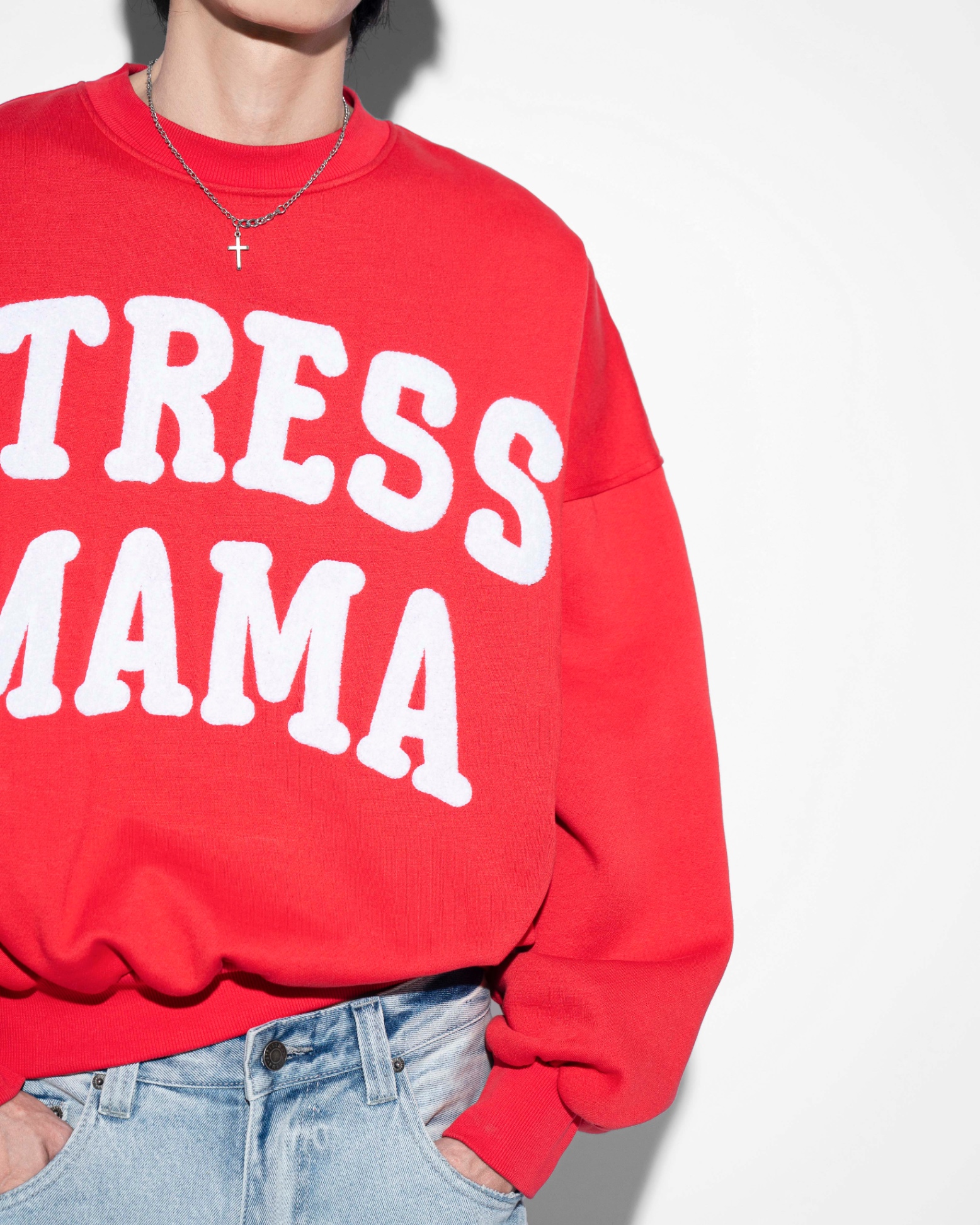 SSMA EMBROIDERY SWEATER - RED