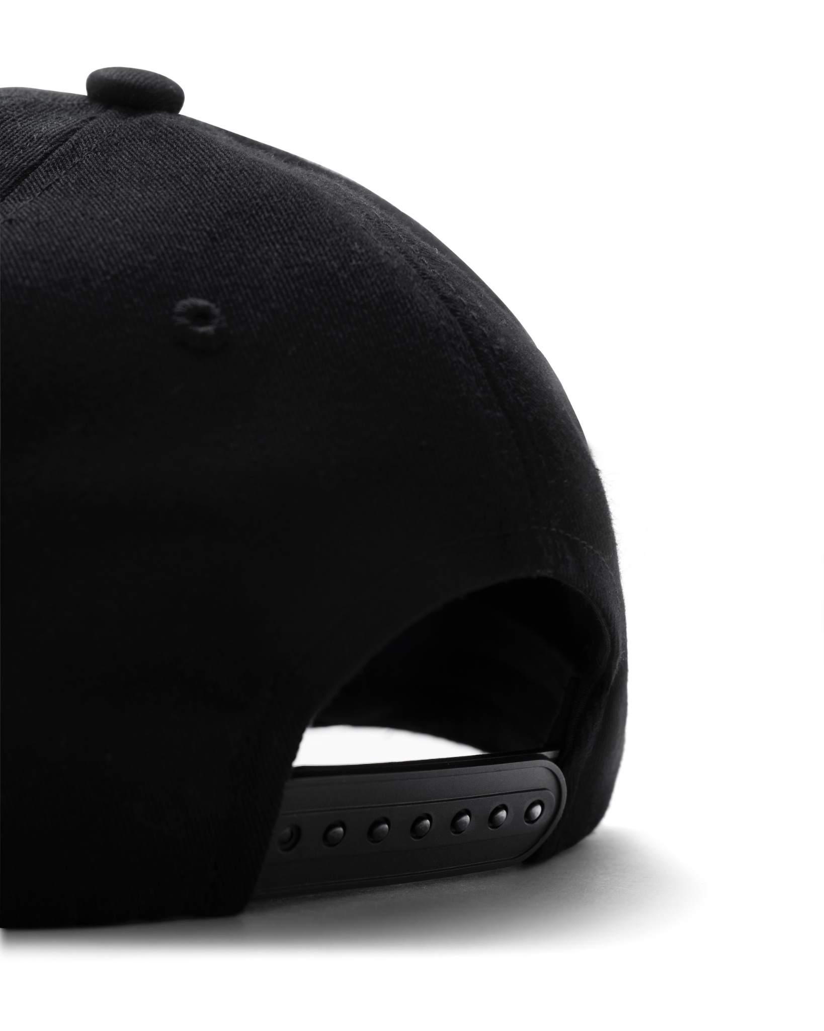 SSMA VITAL HAT - BLACK