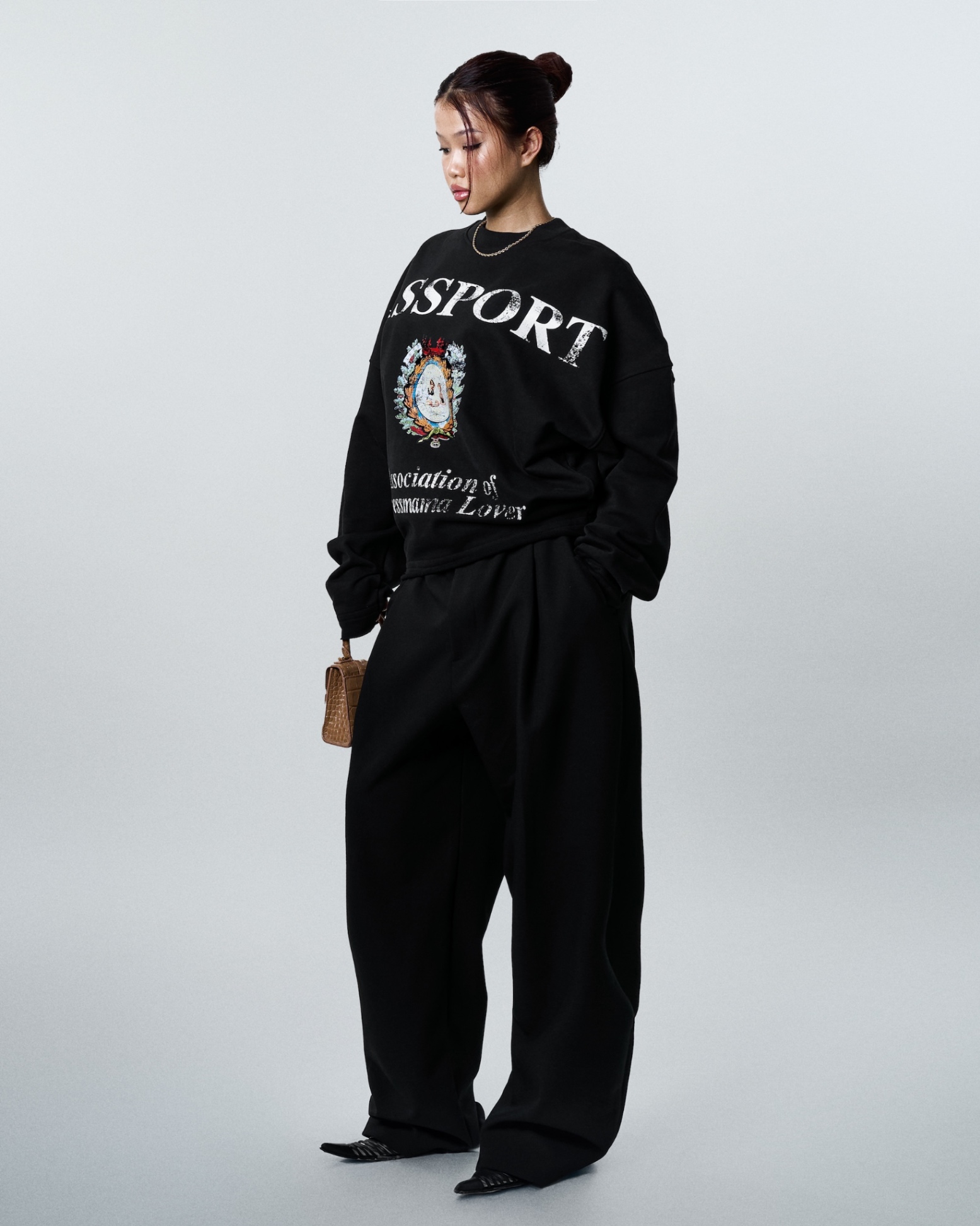 FW24 PASSPORT LONGSLEEVE - BLACK