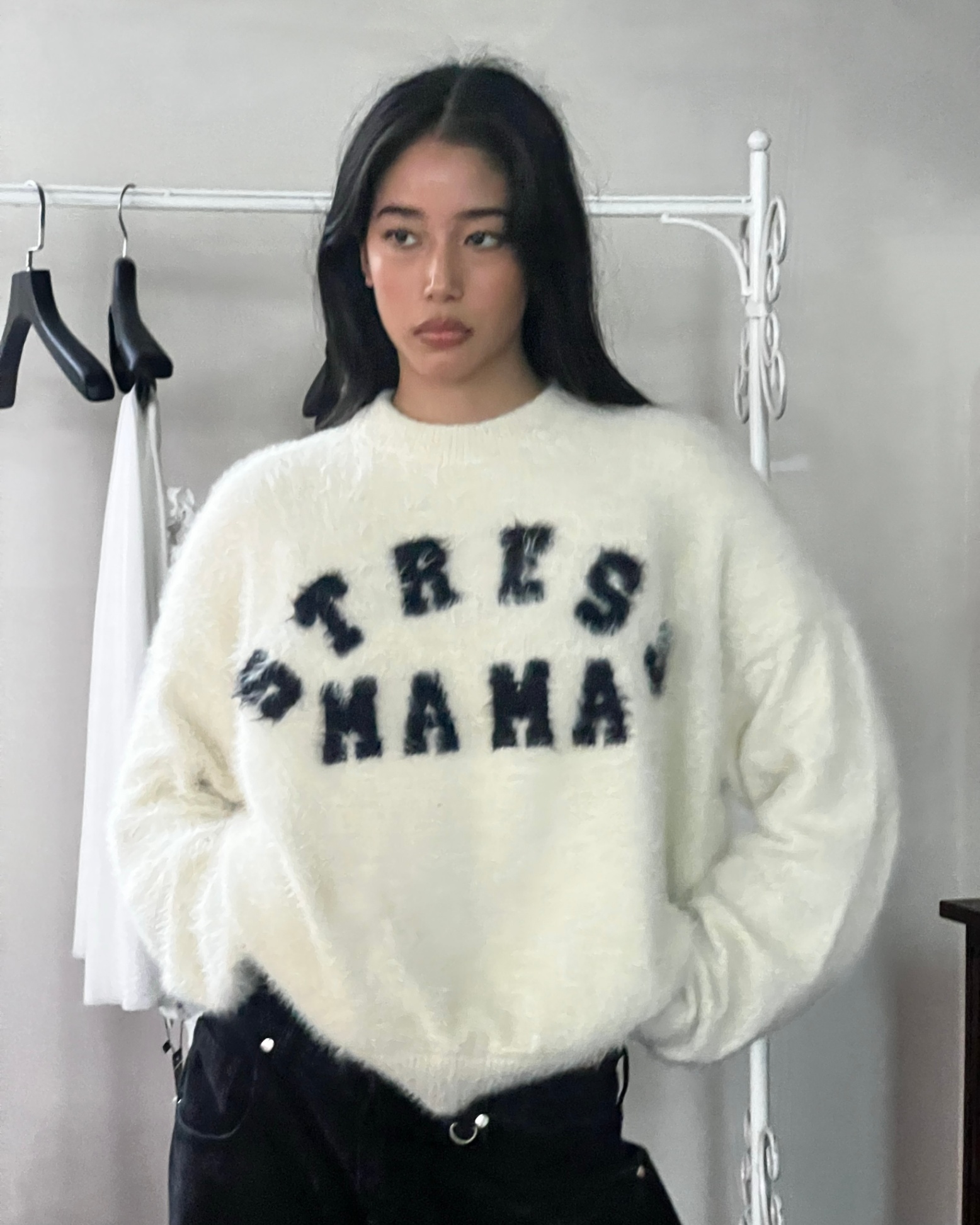 SSMA FUZZY KNIT SWEATER - WHITE