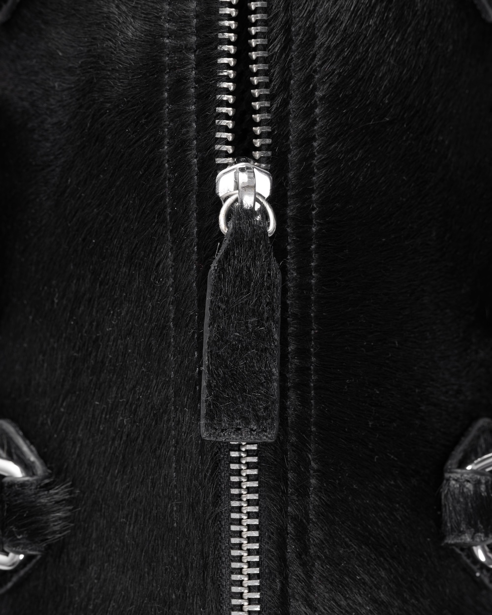 SSMA COWHIDE LEATHER BAG - HAIRON BLACK