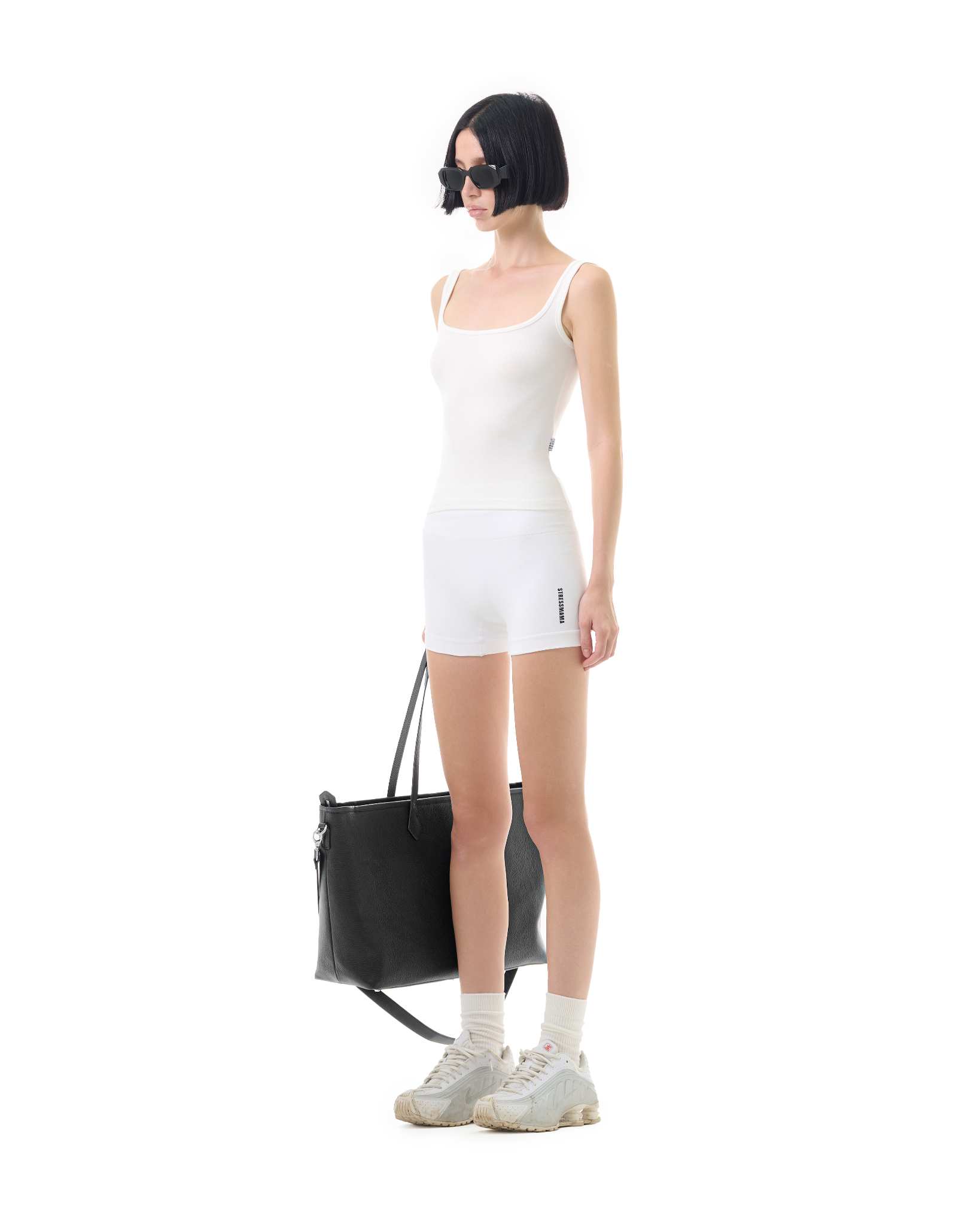 FW25 SIGNATURE LEATHER TOTE BAG - BLACK