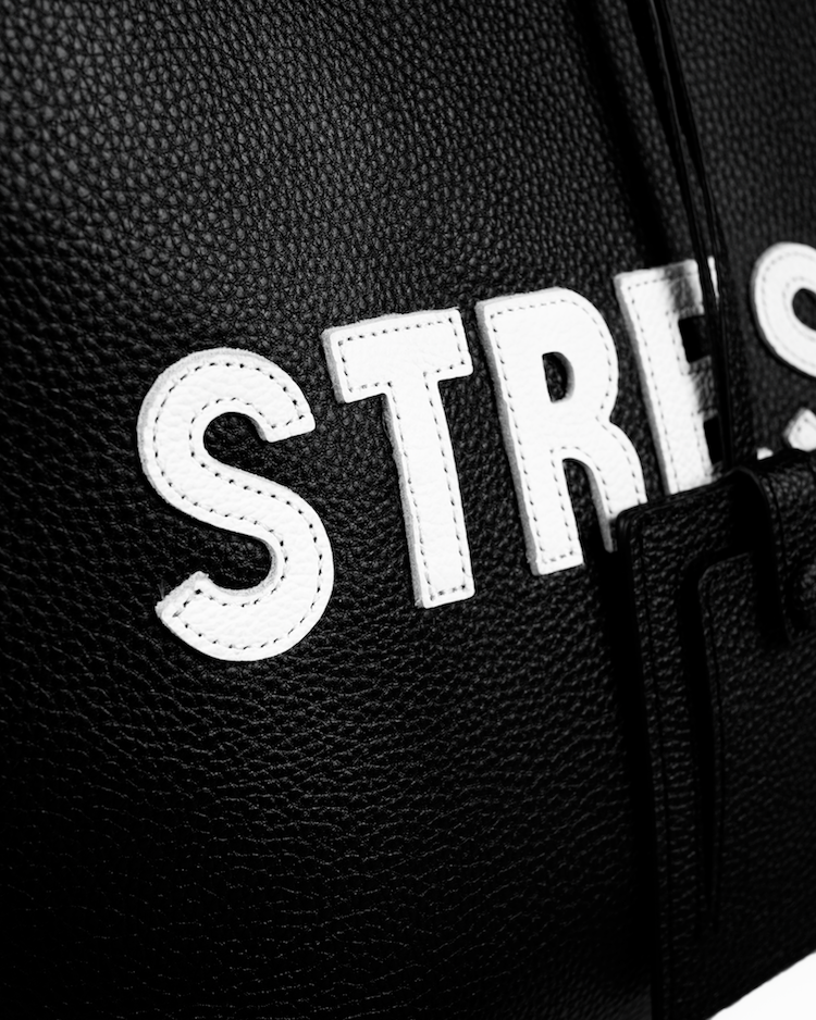 FW25 SIGNATURE LEATHER TOTE BAG - BLACK