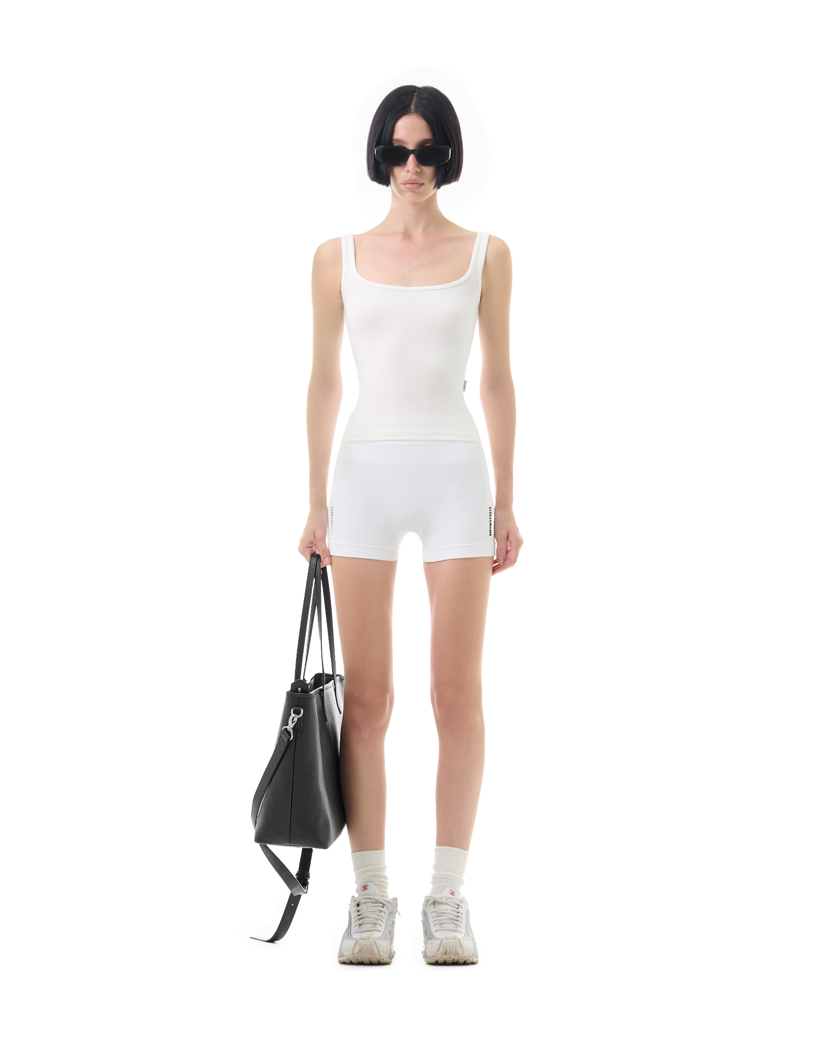 FW25 SIGNATURE LEATHER TOTE BAG - BLACK