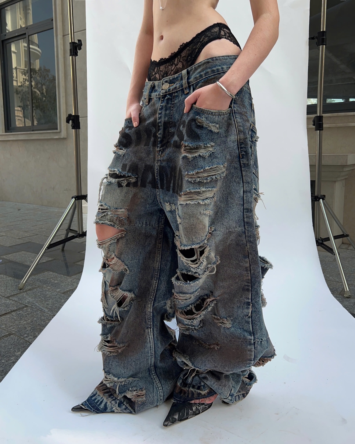 HOLIDAY24 DESTROYED JEANS - BLUE