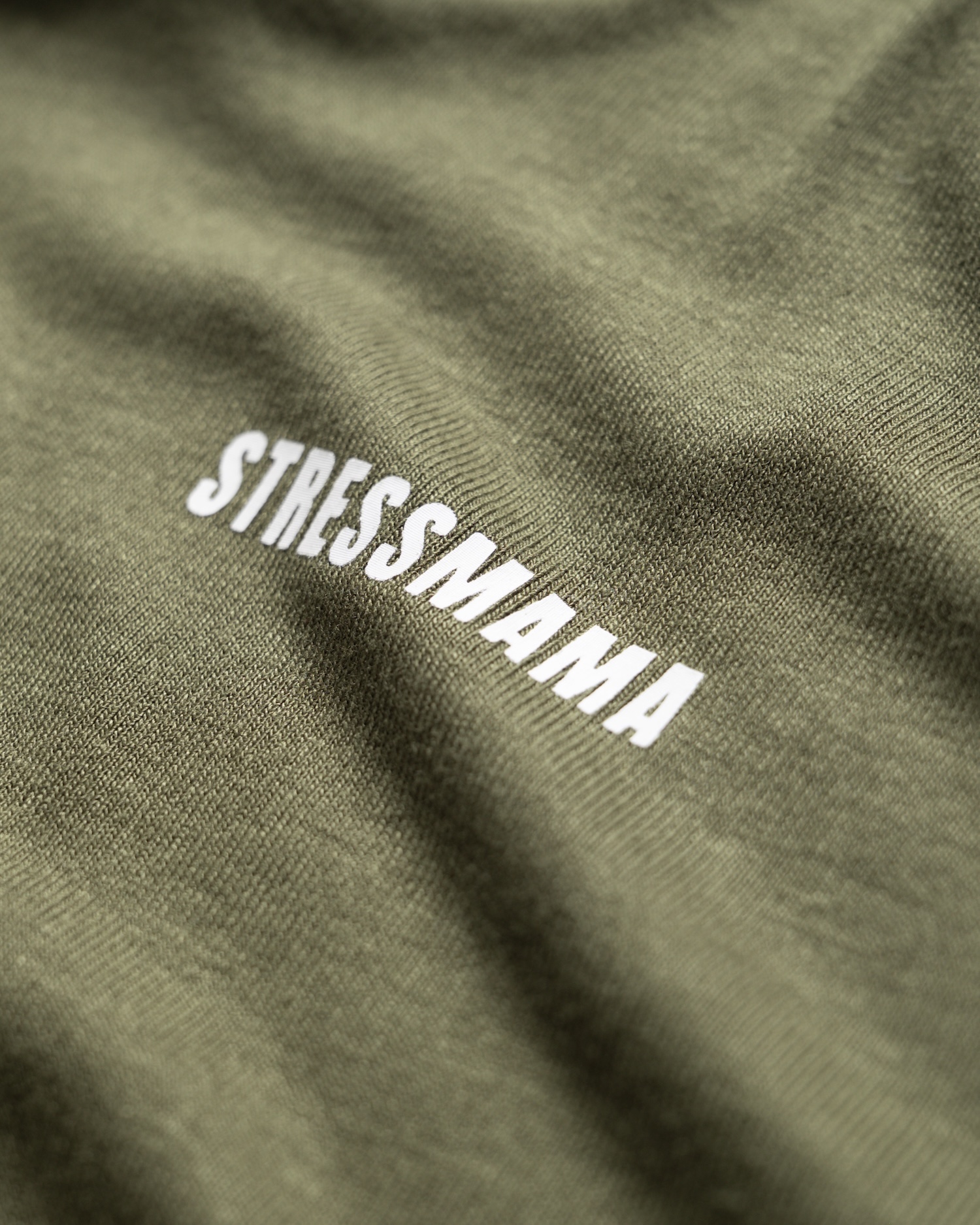 HÔTEL MAMA LOGO T-SHIRT - OLIVE