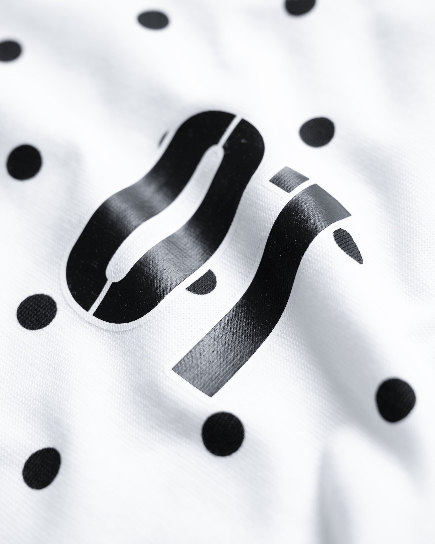 SSMA 01 POLKA DOT SMART FIT T-SHIRT - WHITE
