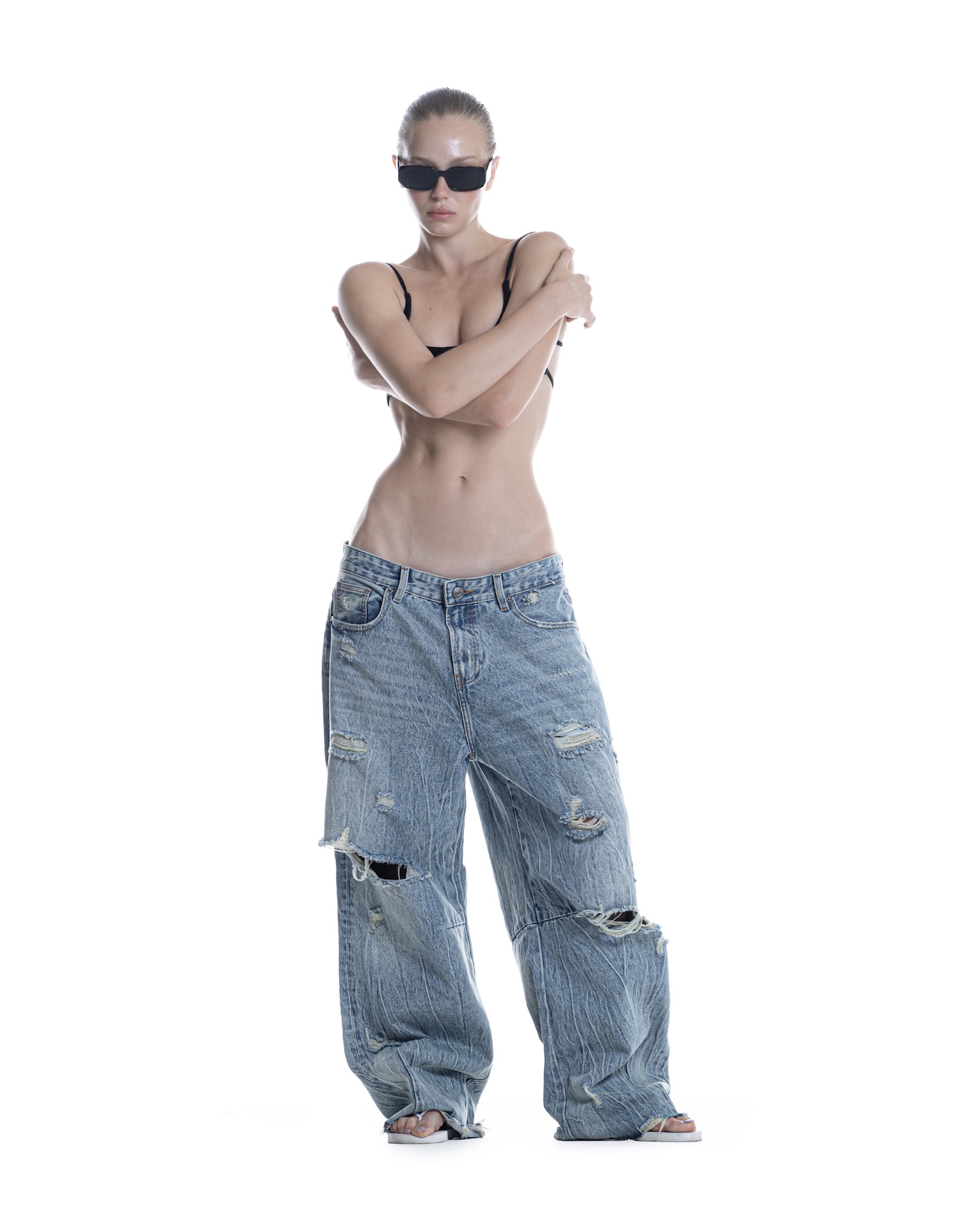 SSMA DISTRESSED RAW HEM JEANS - BLUE