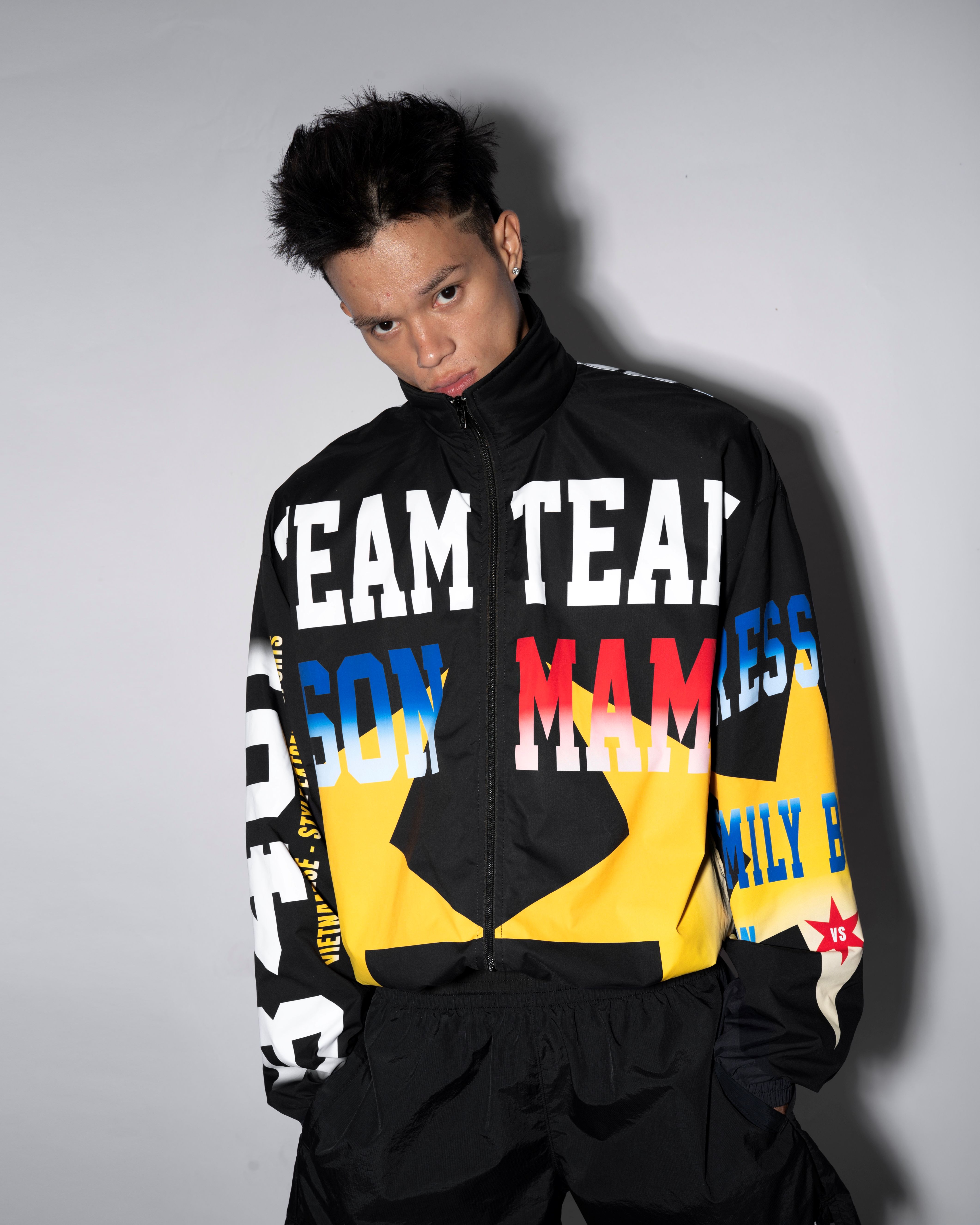 SSMA FIGHT TRACK JACKET - BLACK