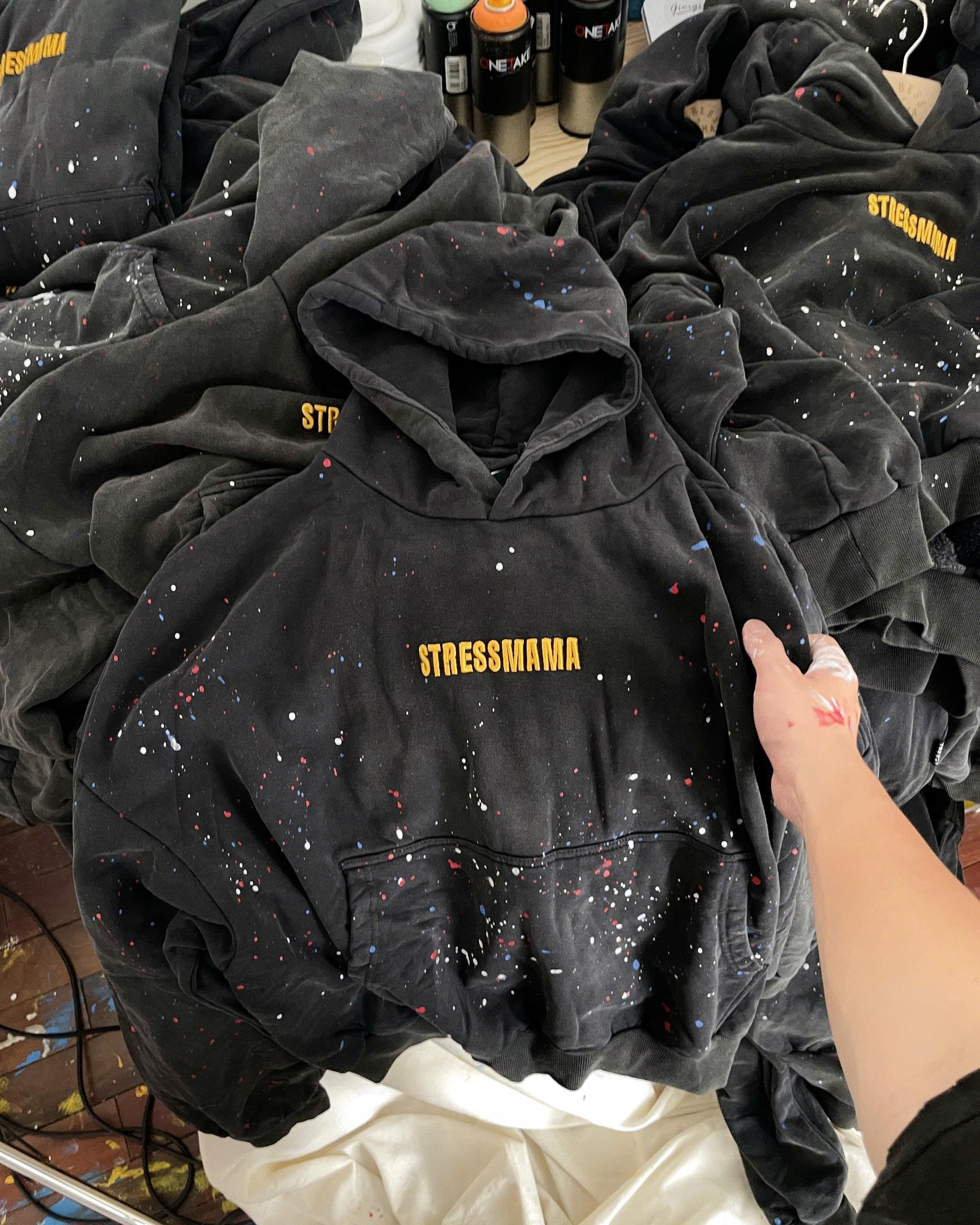 SSMA PAINT SPLATTER HOODIE - BLACK
