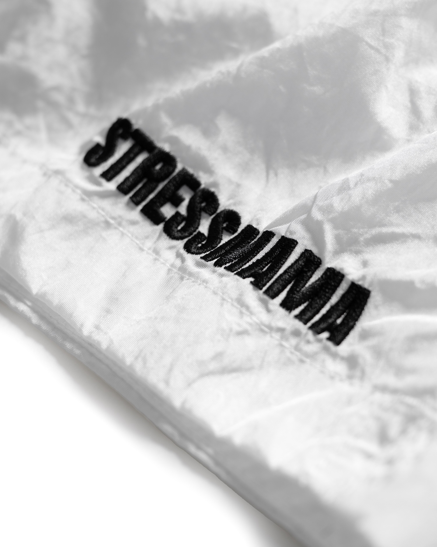 SUMMER26 LOGO SHORTS - WHITE