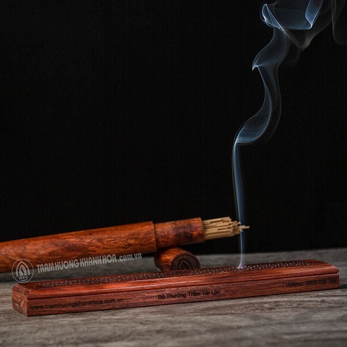 Fortune Oud Incense for enjoy (20 cm - 80 stick - 25 minutes) 177759