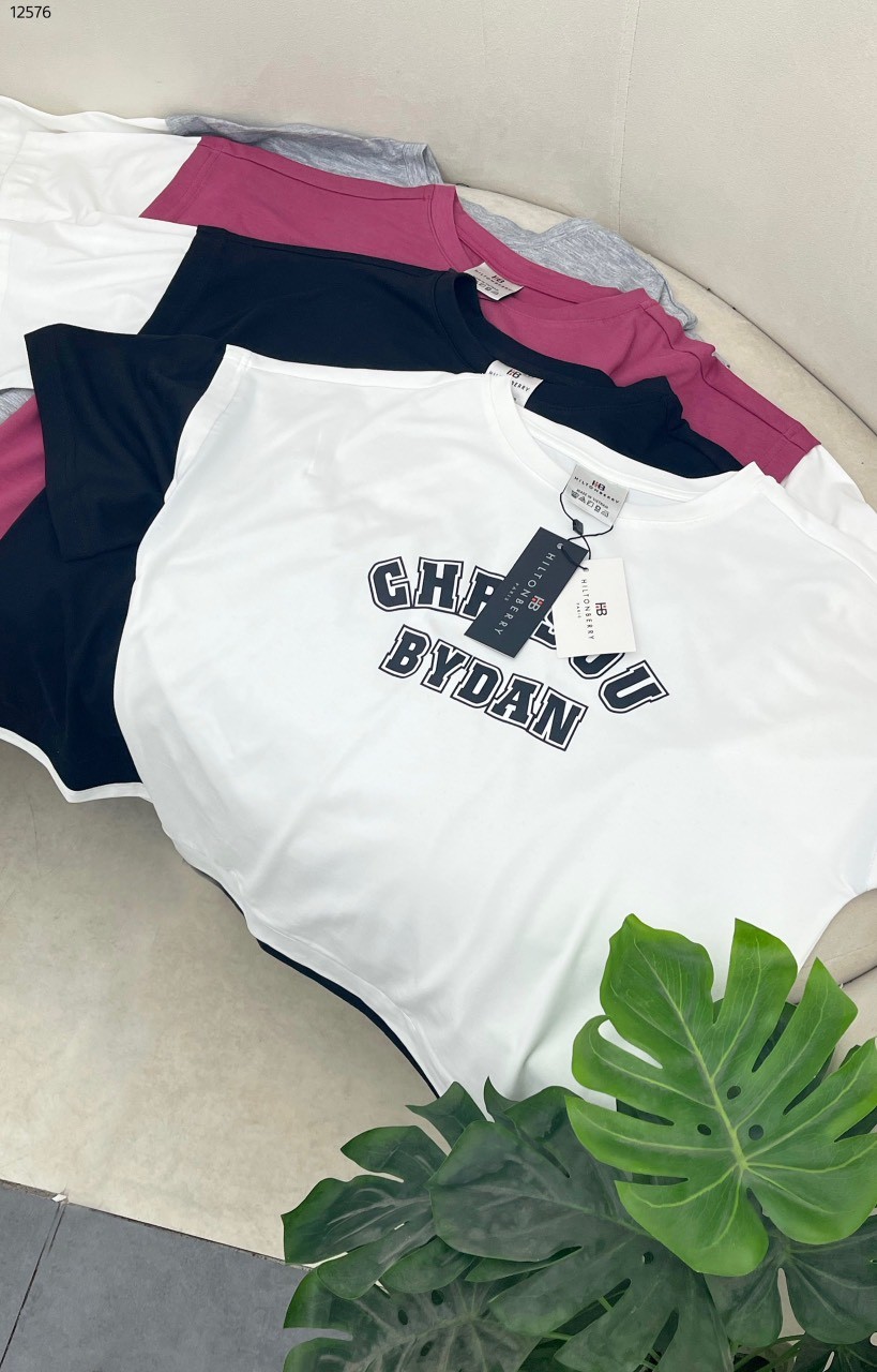 Bộ chân váy xếp ly áo cổ tròn