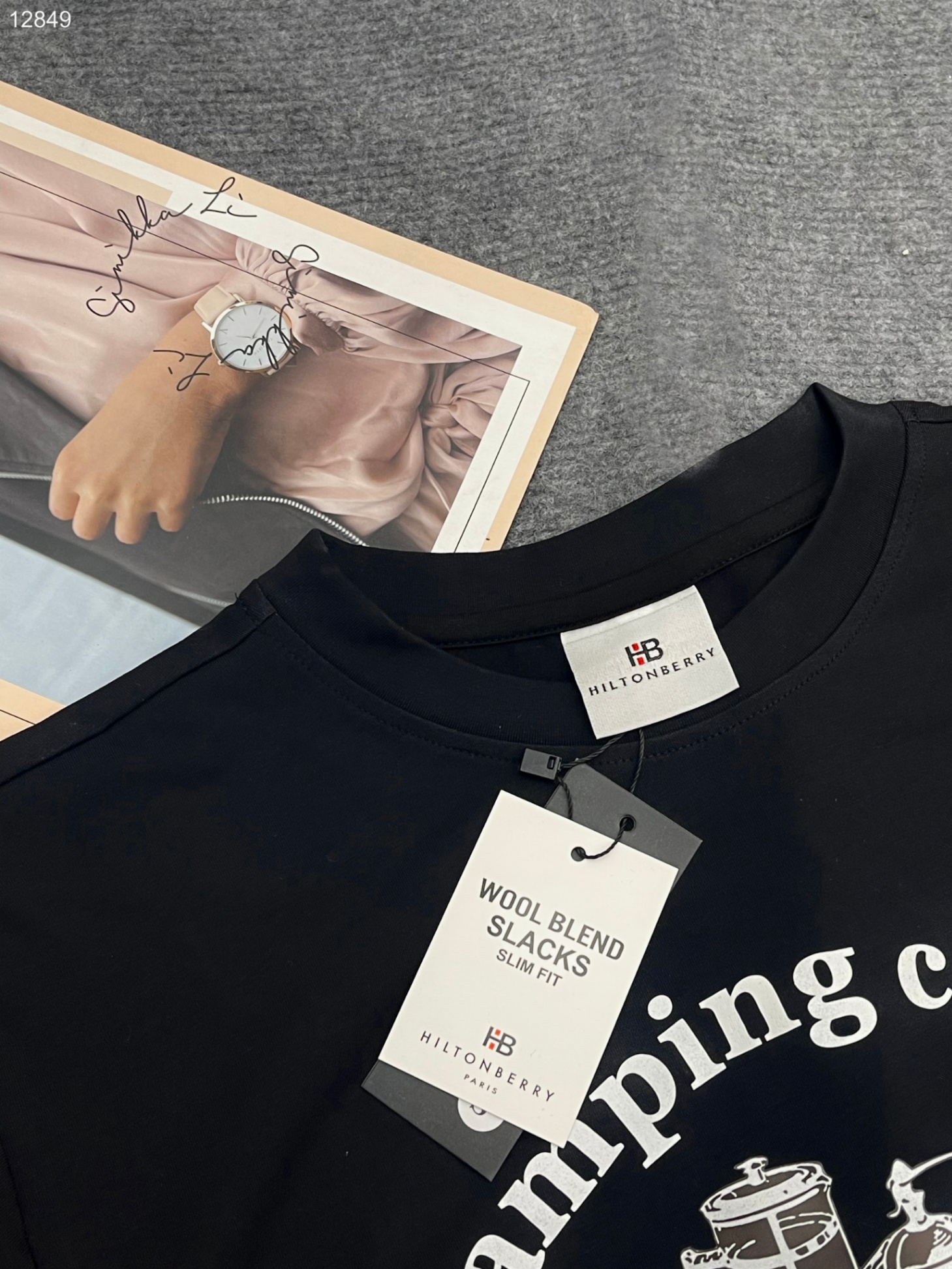 Set croptop chân váy in hình
