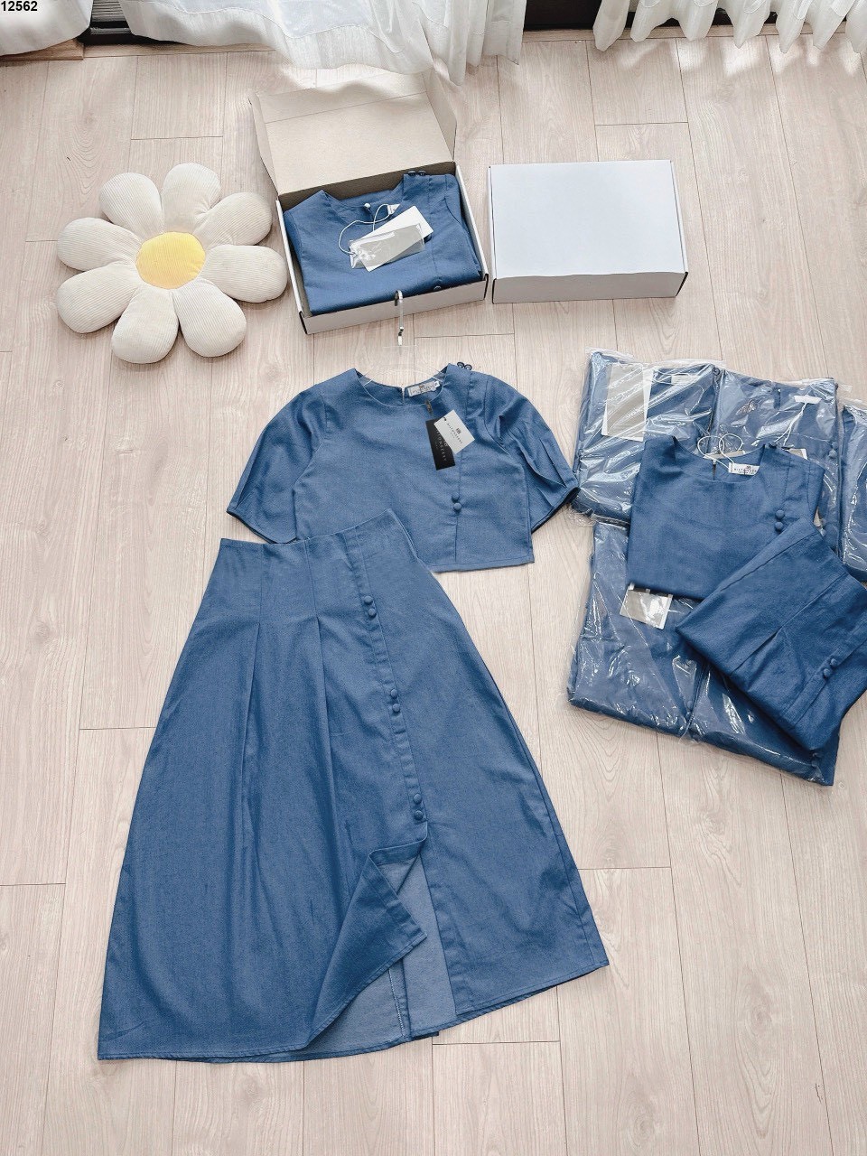 Set bò giấy kiểu áo ctotop chạm cạp chân váy
