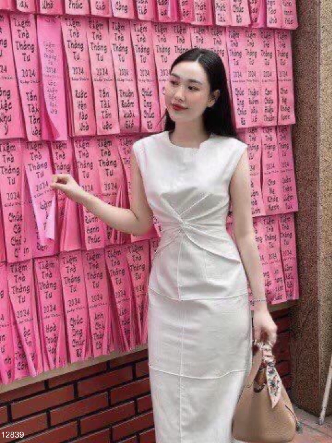 Váy suông chất đũi