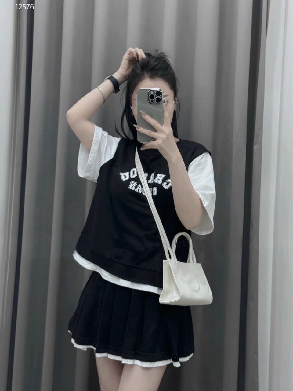 Bộ chân váy xếp ly áo cổ tròn