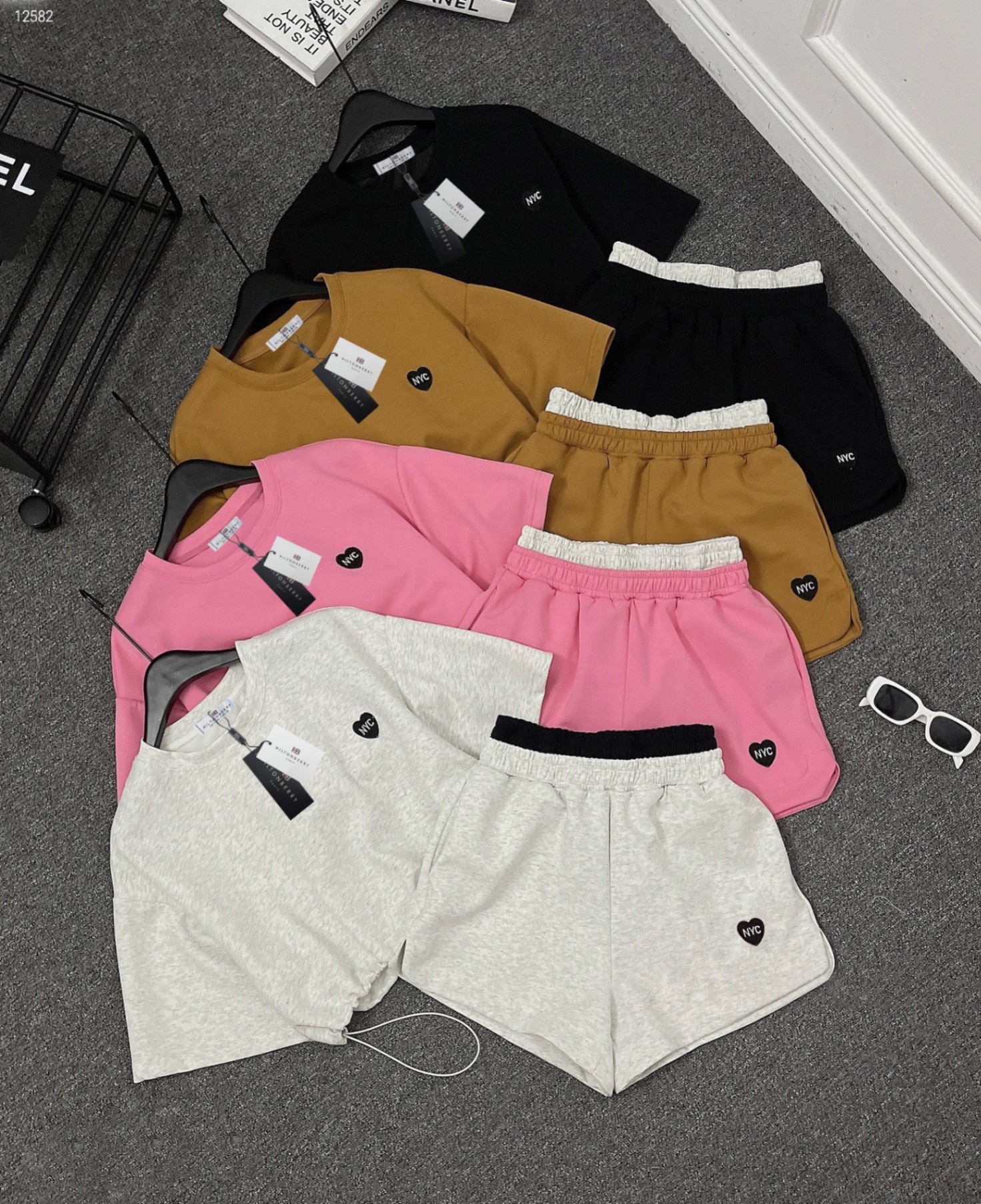 Set bộ đùi in trái tim