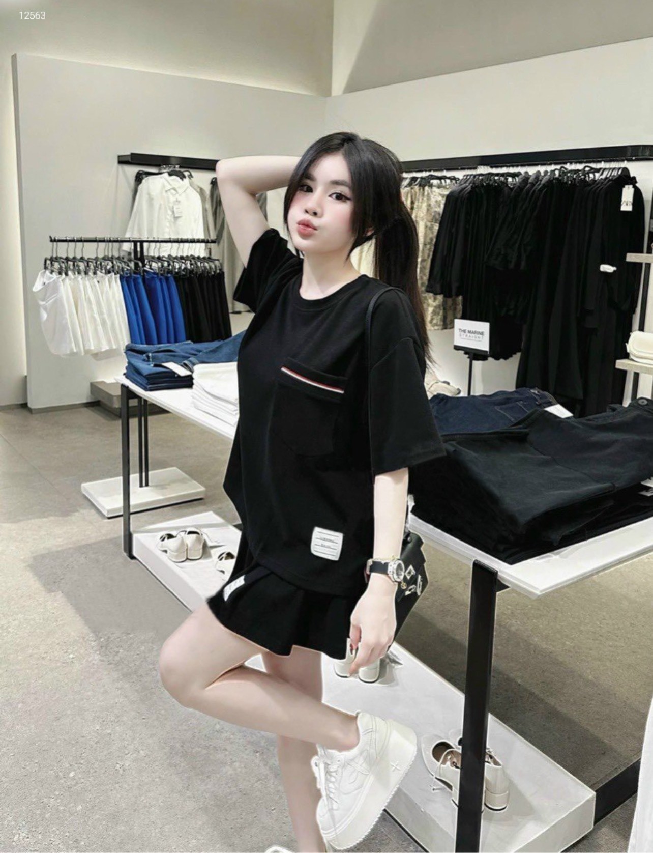 Set áo thun chân váy năng động ,trẻ trung