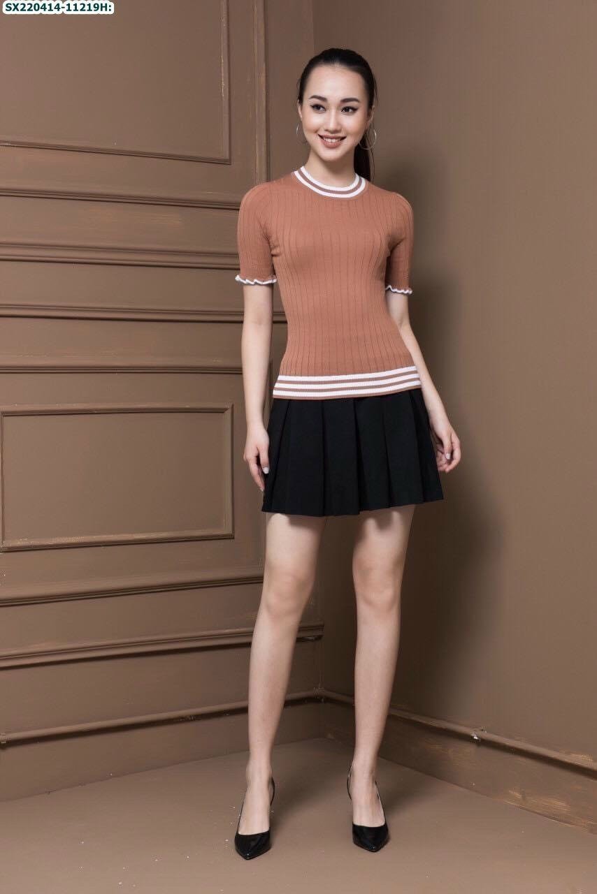 Chân váy xếp ly