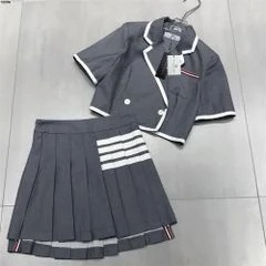 Set Thombrowne cộc tay viền trắng