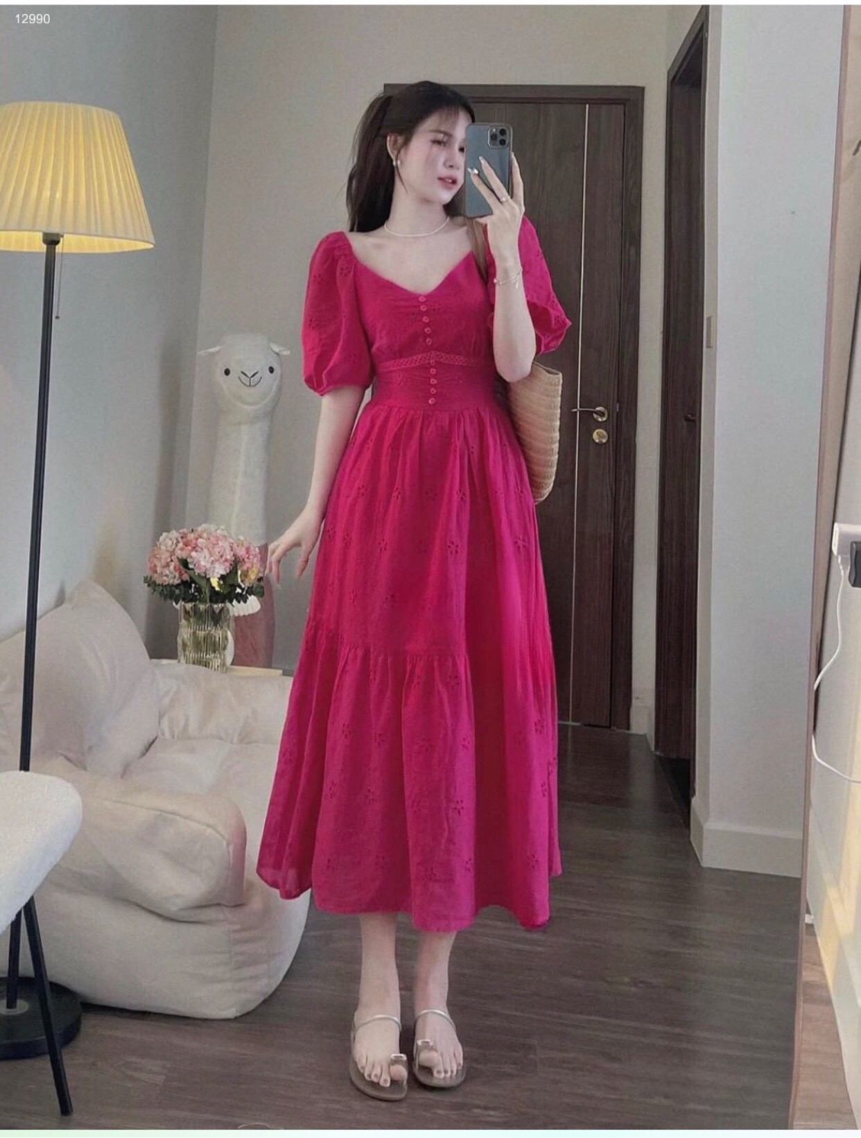 Đầm váy cổ V dáng xoè