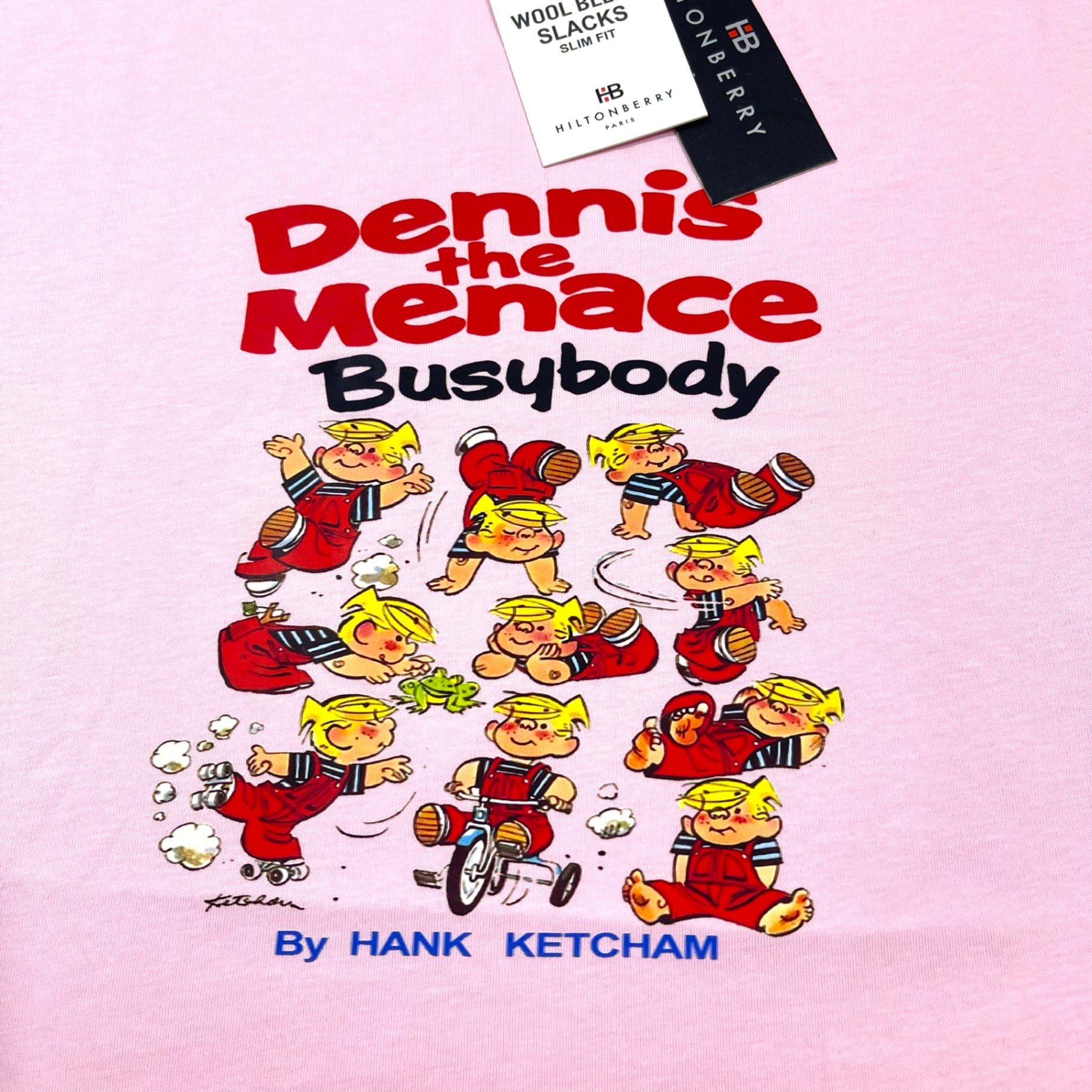 Bộ cotton bé gái in nhiều người Dennis